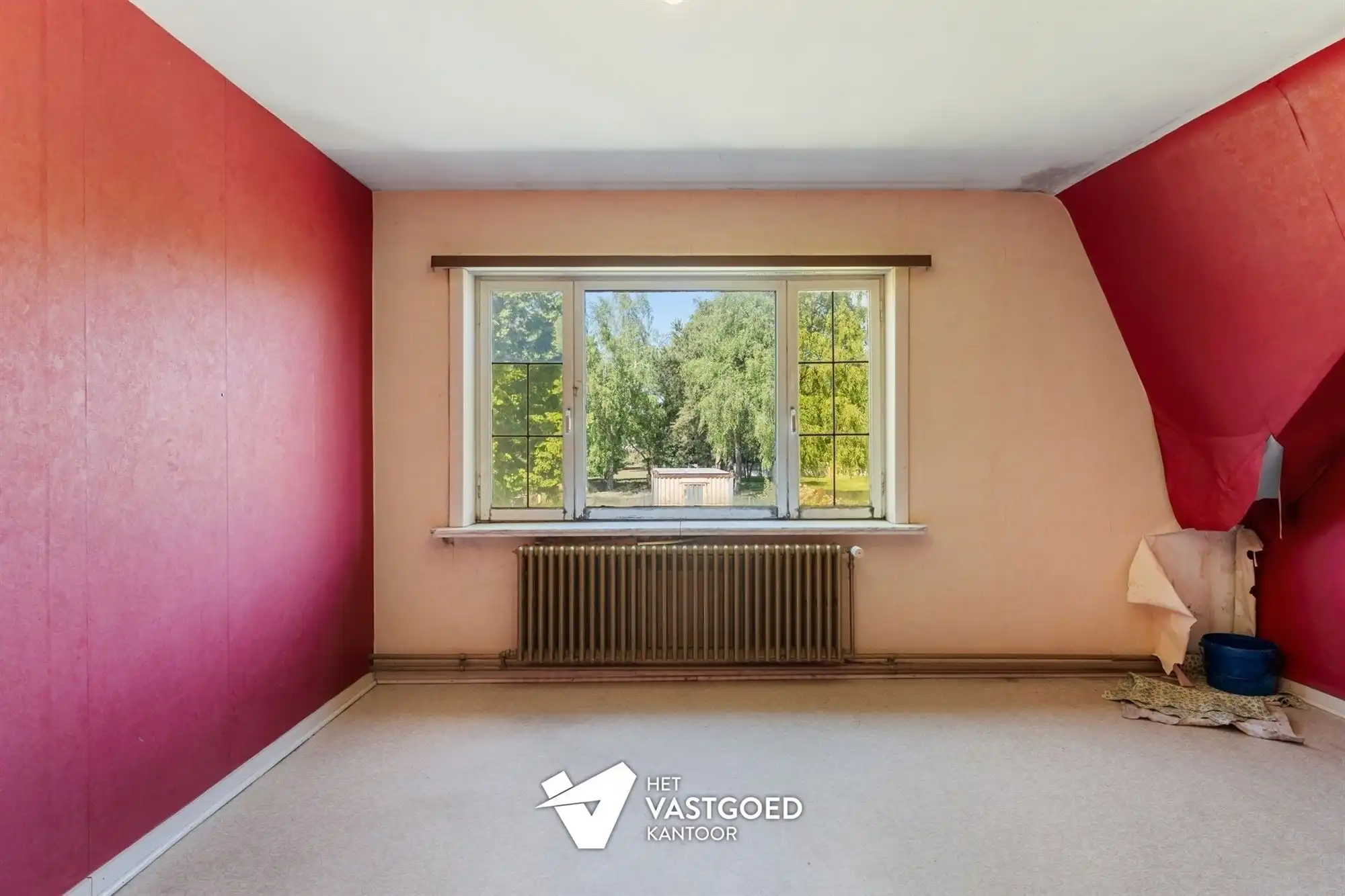RUIME WONING MET ENORM POTENTIEEL OP IDEALE LIGGING foto 17