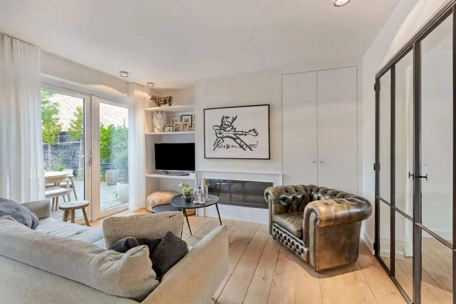 Prachtig gerenoveerde woning met 3 slaapkamers, omheinde tuin en garage, op een rustige doch centrale locatie te Elen foto 4