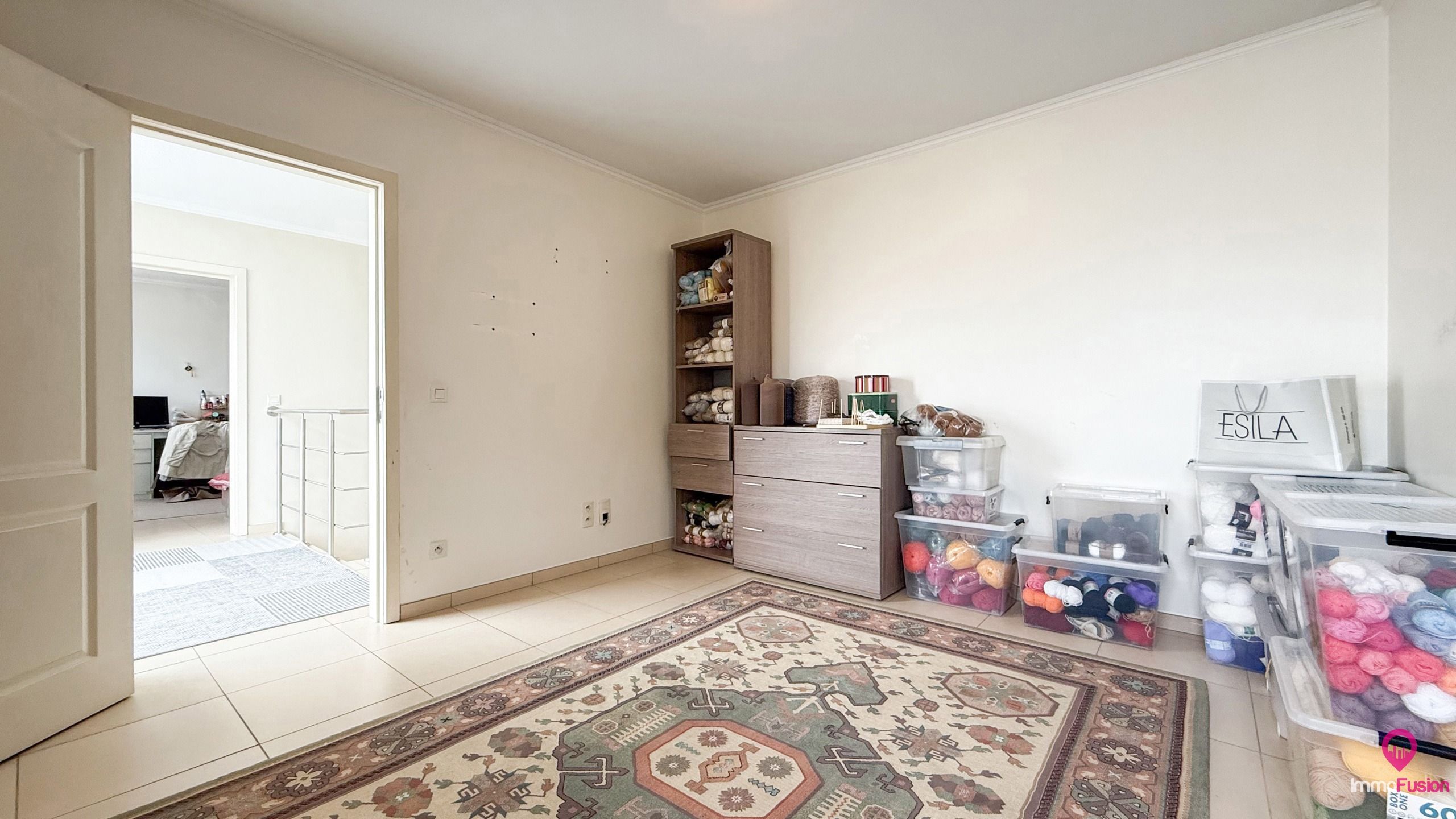 Ruime woning van 285m² met 5 slpks en apart bureel ruimte!  foto 21
