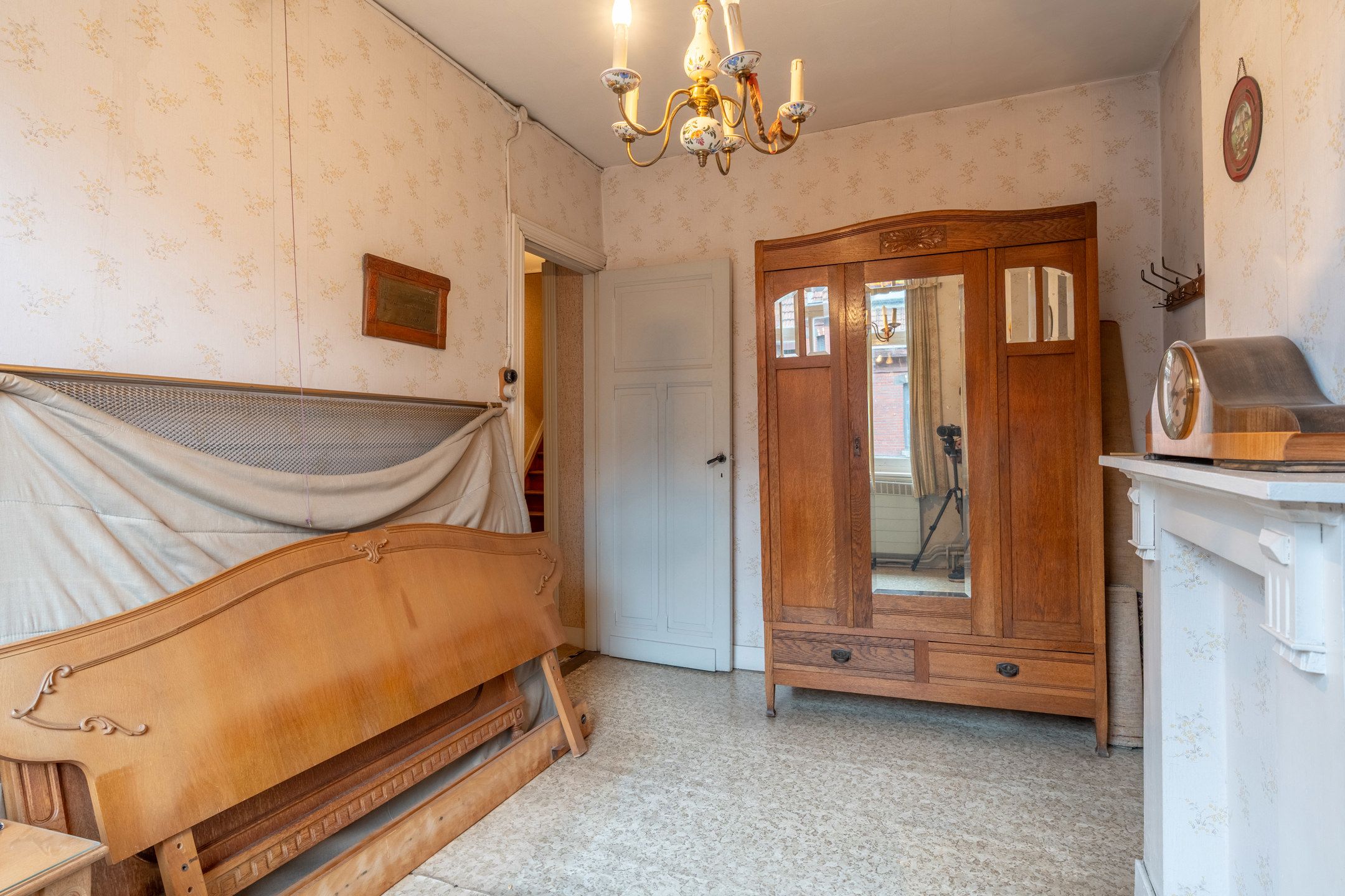 Te renoveren woning met 4-5 slpk's en tuin te Turnhout. foto 23