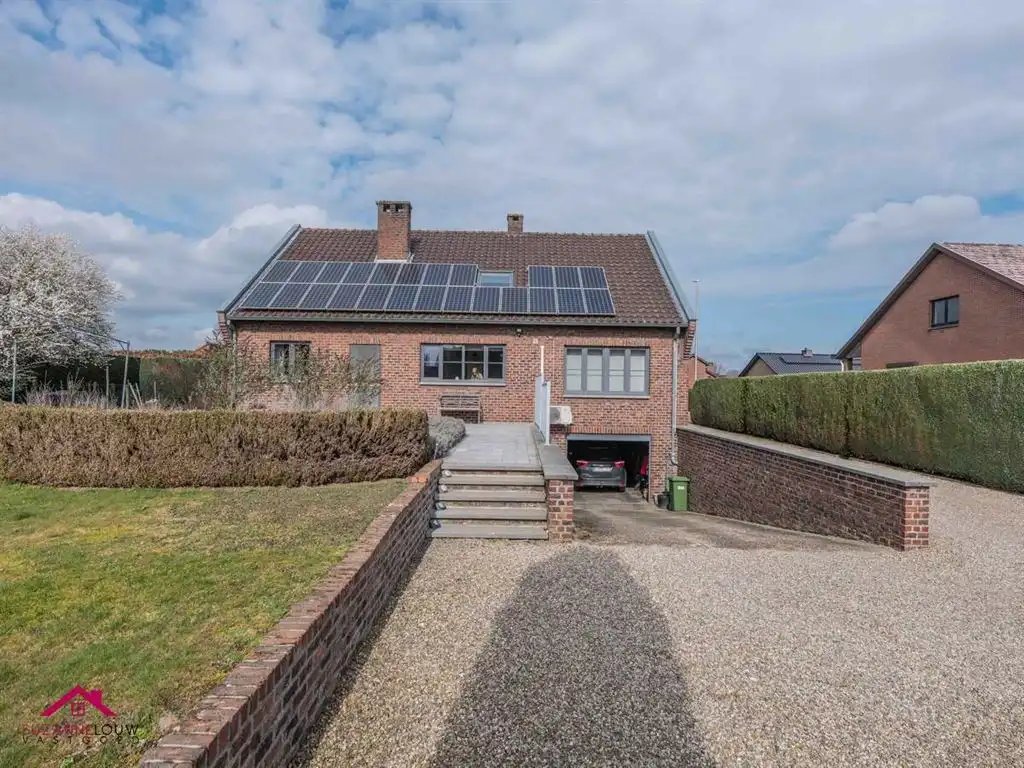 Gezellige vrijstaande woning, volledig onderkelderd foto 6