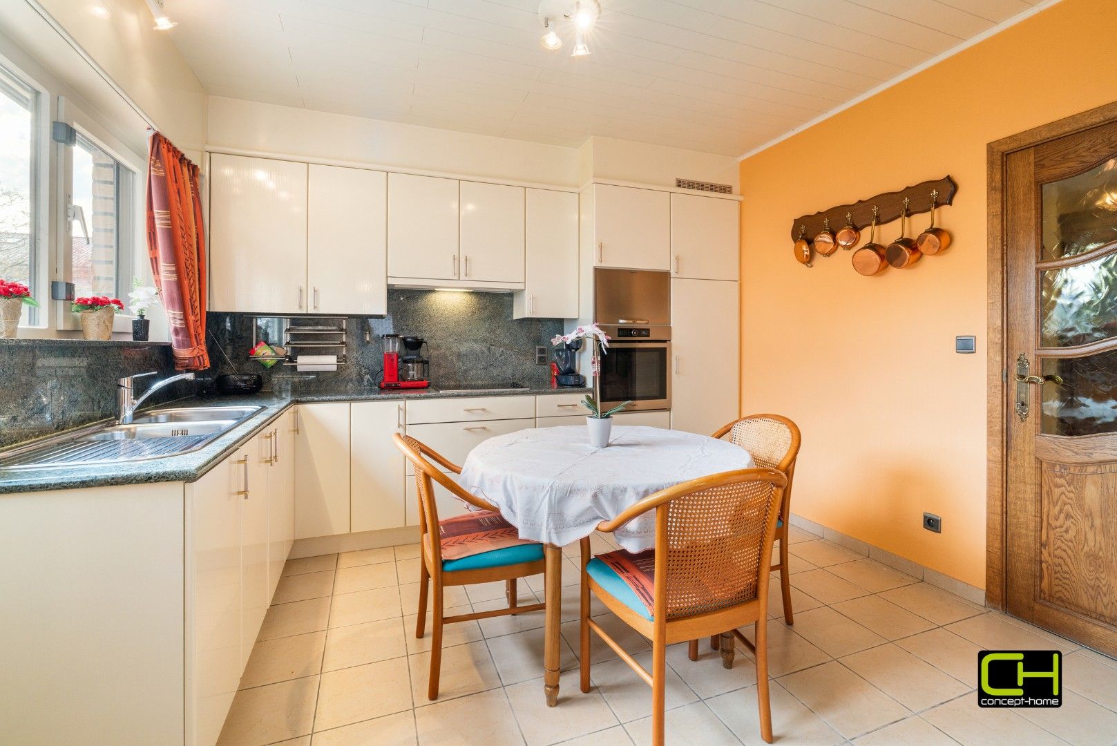 Charmante gelijkvloerse woning met grote zolder te koop in Wondelgem foto 8