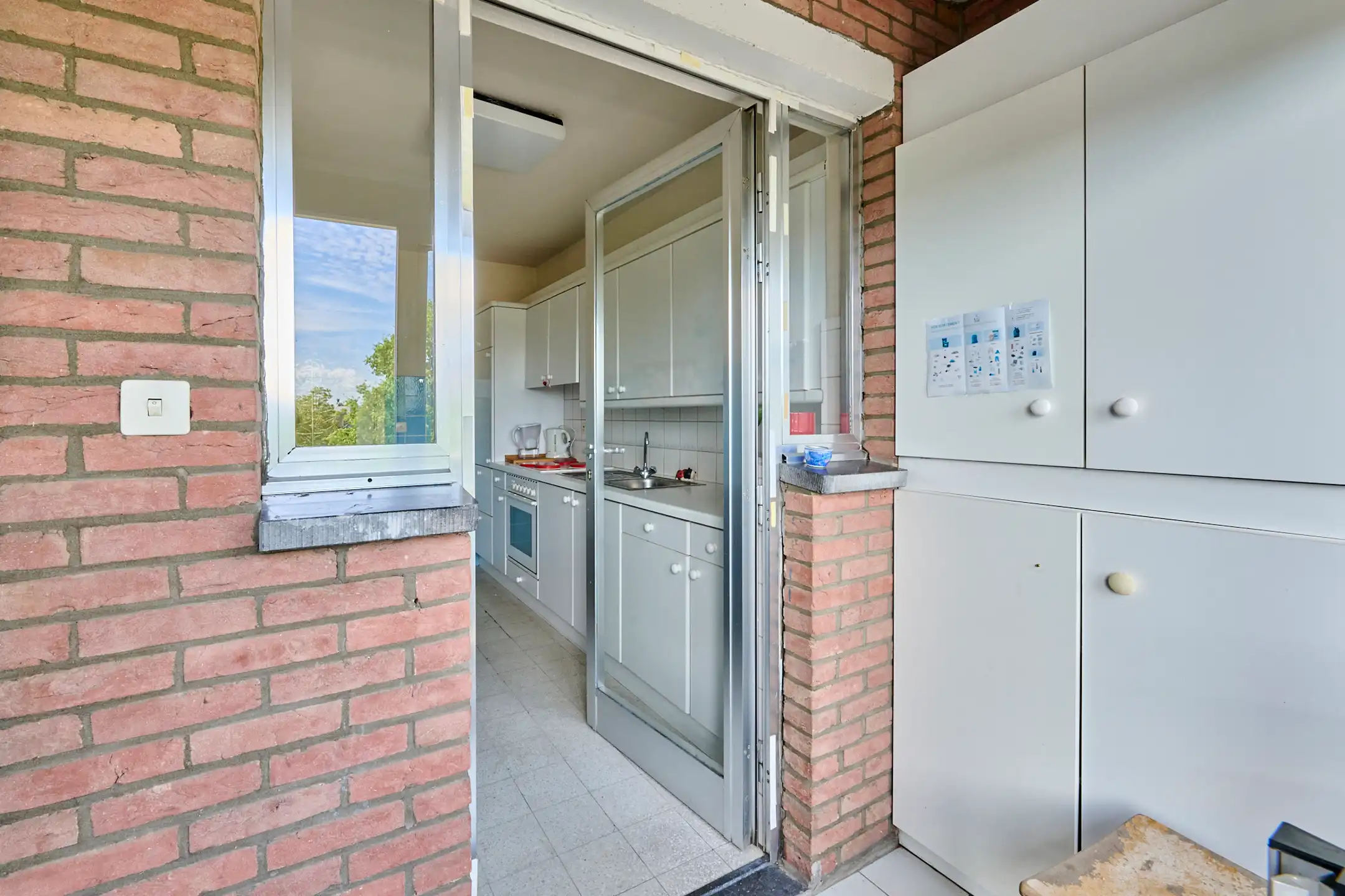 Ruim 3slpk appartement + kelderberging en garagebox foto 10