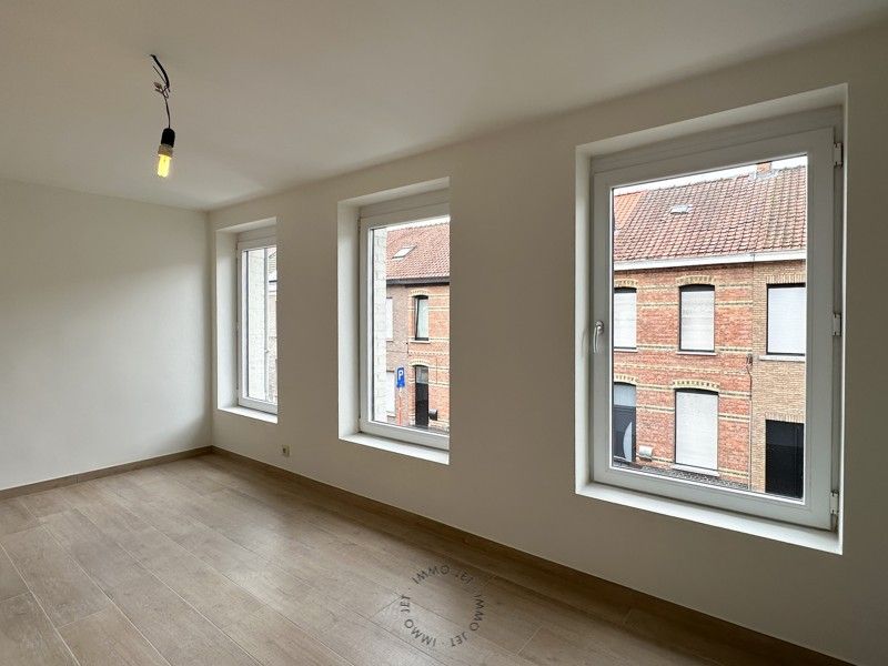 Instapklare woning op een centrale ligging in Sint-Niklaas foto 10