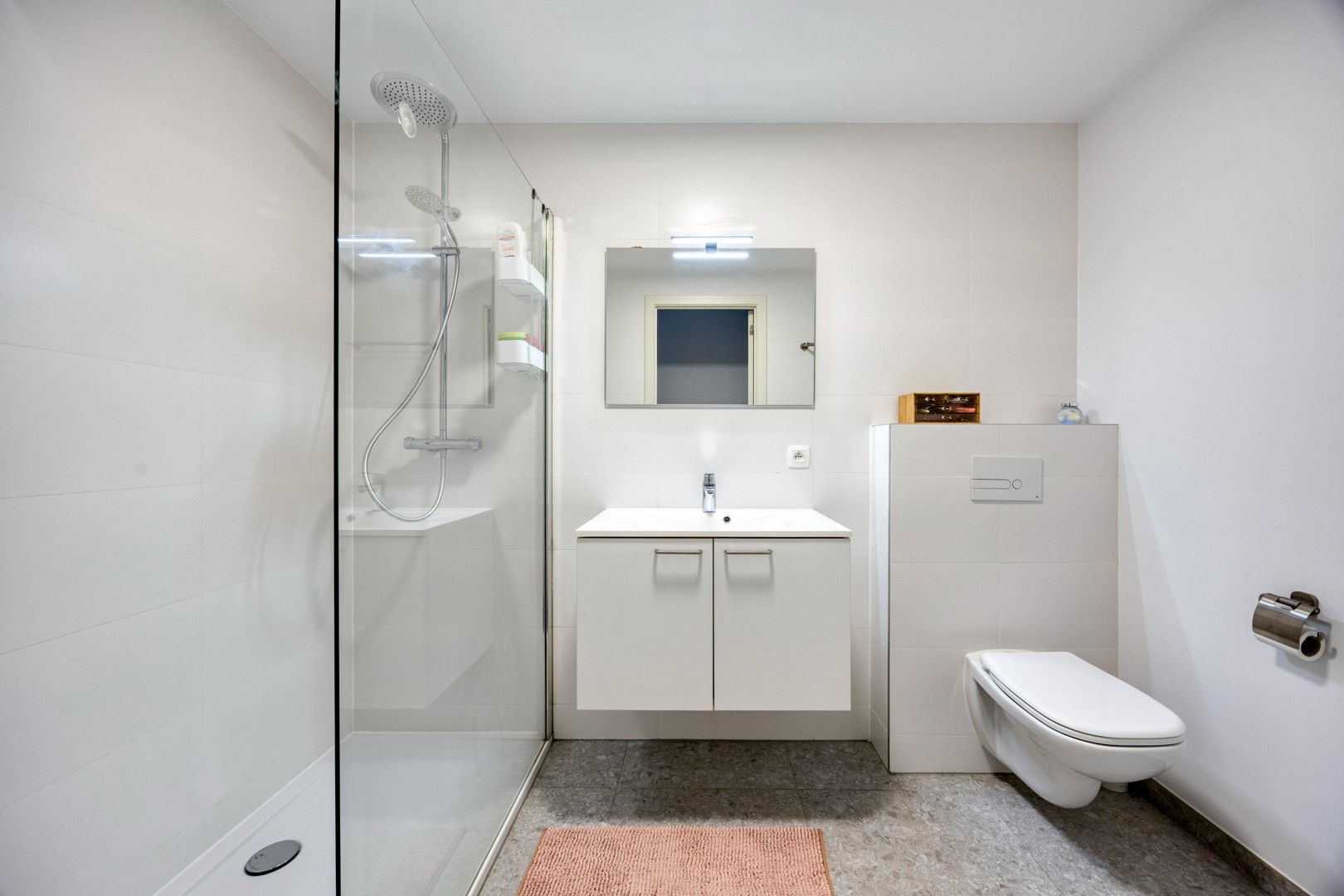 RECENTE, INSTAPKLARE DUPLEXWONING (2022) MET 3 SLPKS - 3 BADK - RUIM TERRAS - GEM. TUIN foto 22