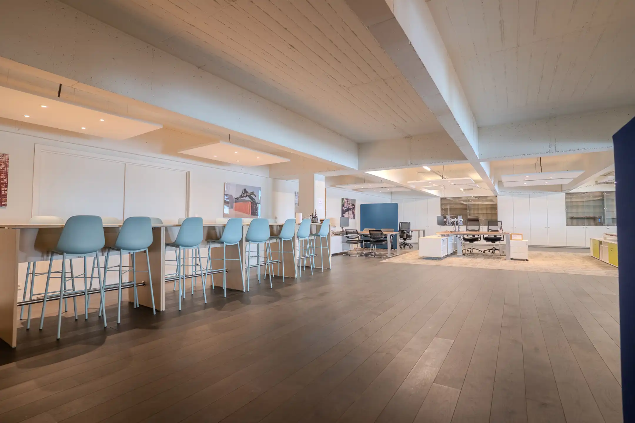 Te Huur Kantoor te Antwerpen - Vlakbij Metropolis foto 3