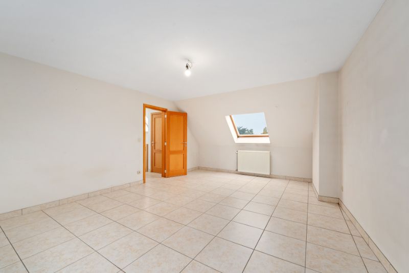 Ruime duplex appartement 2 slpk nabij centrum Zele! foto 6