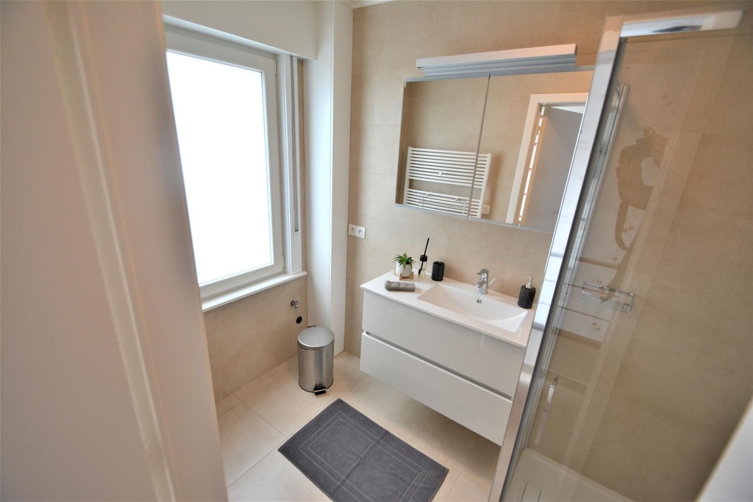 Ruime kangoeroewoning met tuin, terras en garage  foto 13