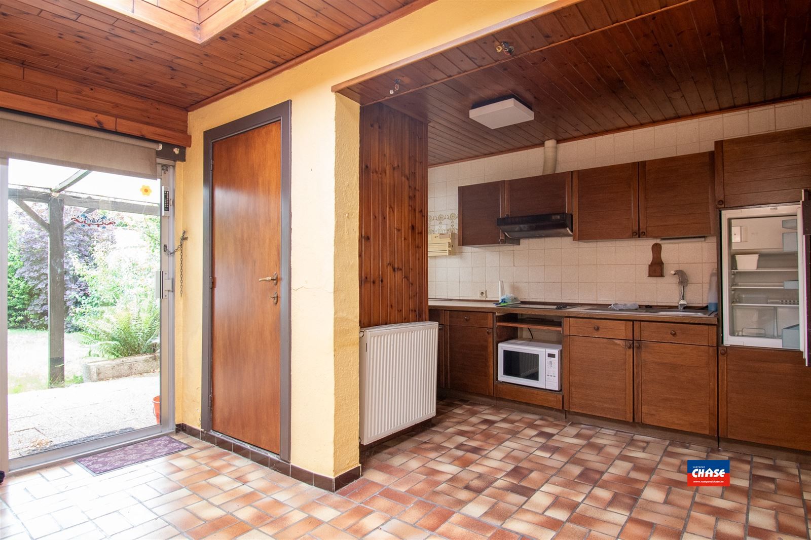 Charmante (te renoveren) rijwoning met 2 slaapkamers en tuin foto 5