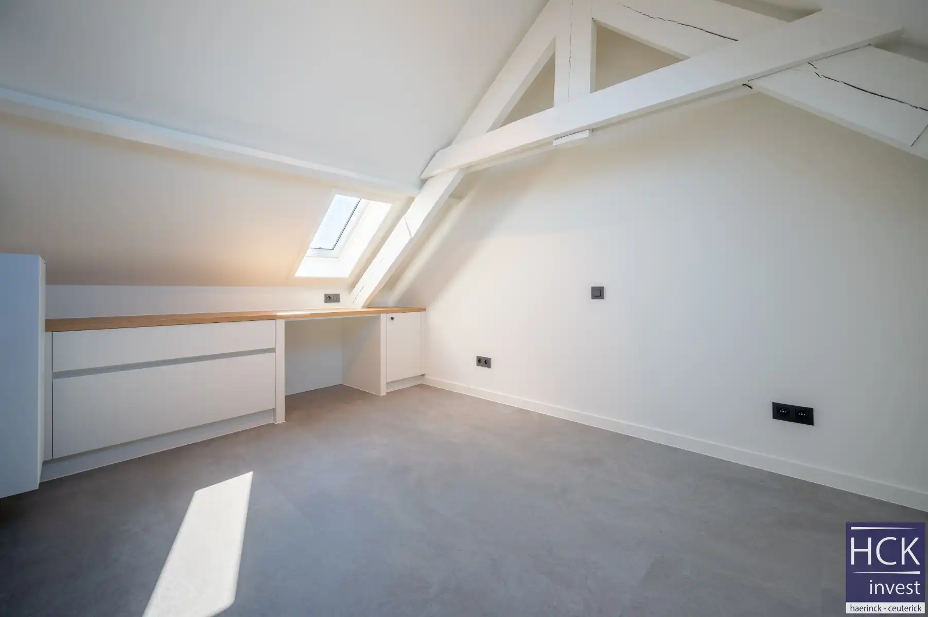 LAUWE - Subliem gerenoveerde woning vlakbij centrum, HIGH-END afwerking! foto 18