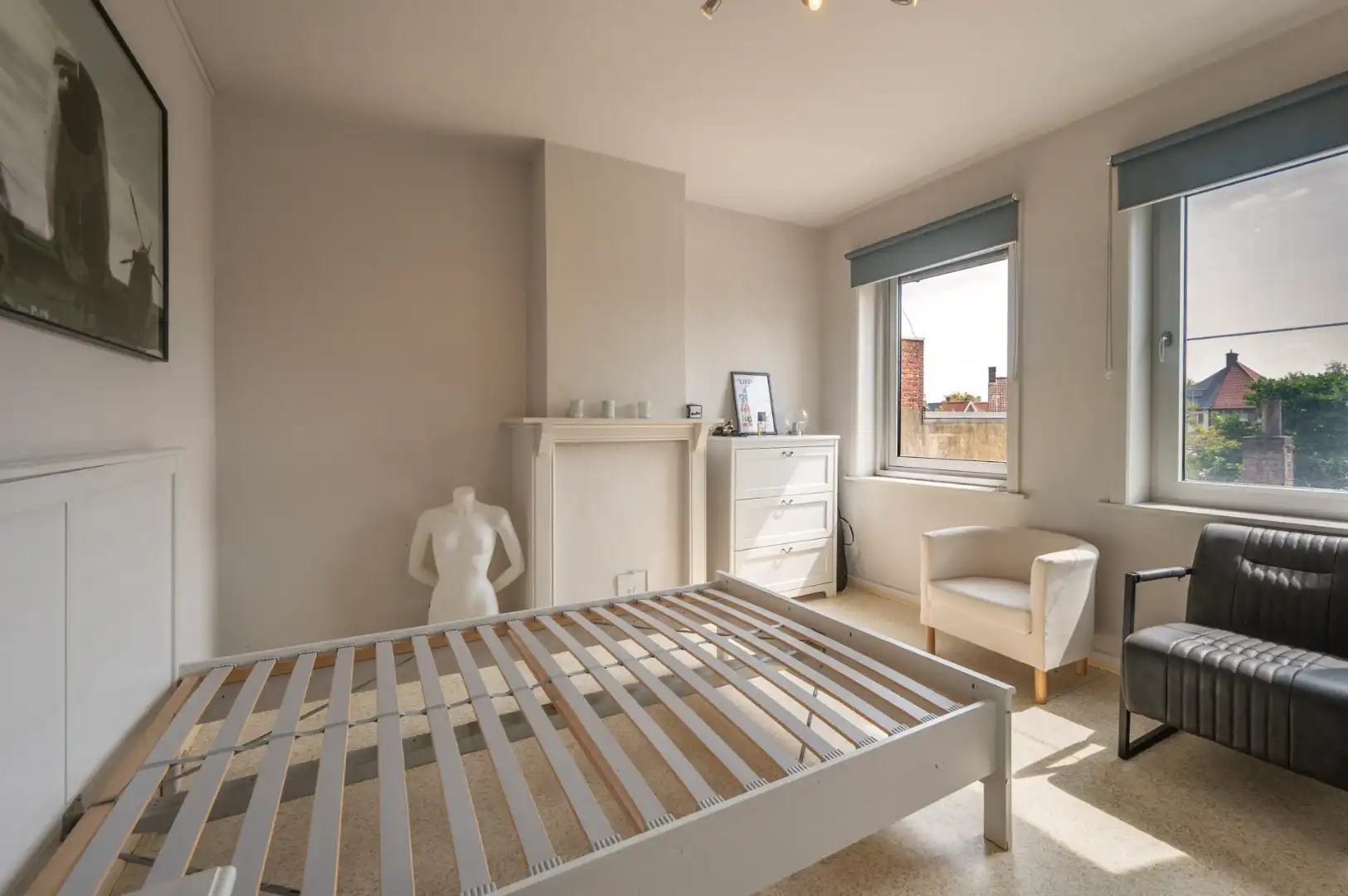 Renovatiekans met tal van mogelijkheden op gegeerde ligging in Sint-Andries! foto 10