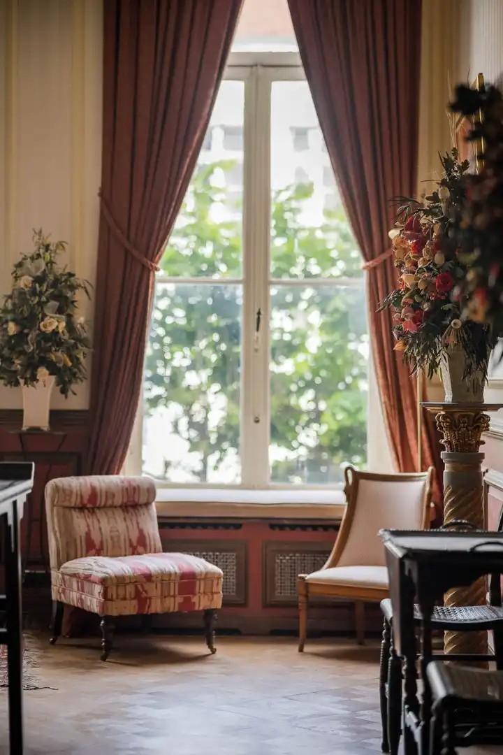 Monumentaal herenhuis aan de Brugse Reien foto 20