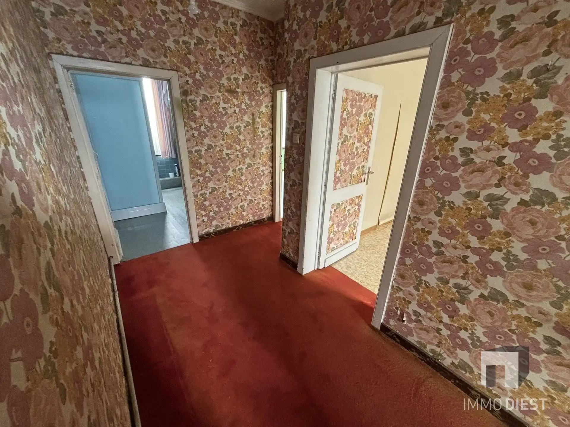 Ruime kluswoning met 3 slaapkamers, garage en tuin foto 19