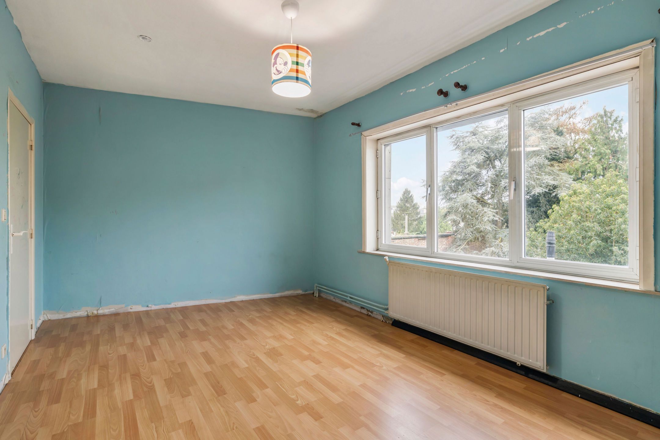 Wel gelegen commerciële ruimte en duplex appartement met tuin foto 13