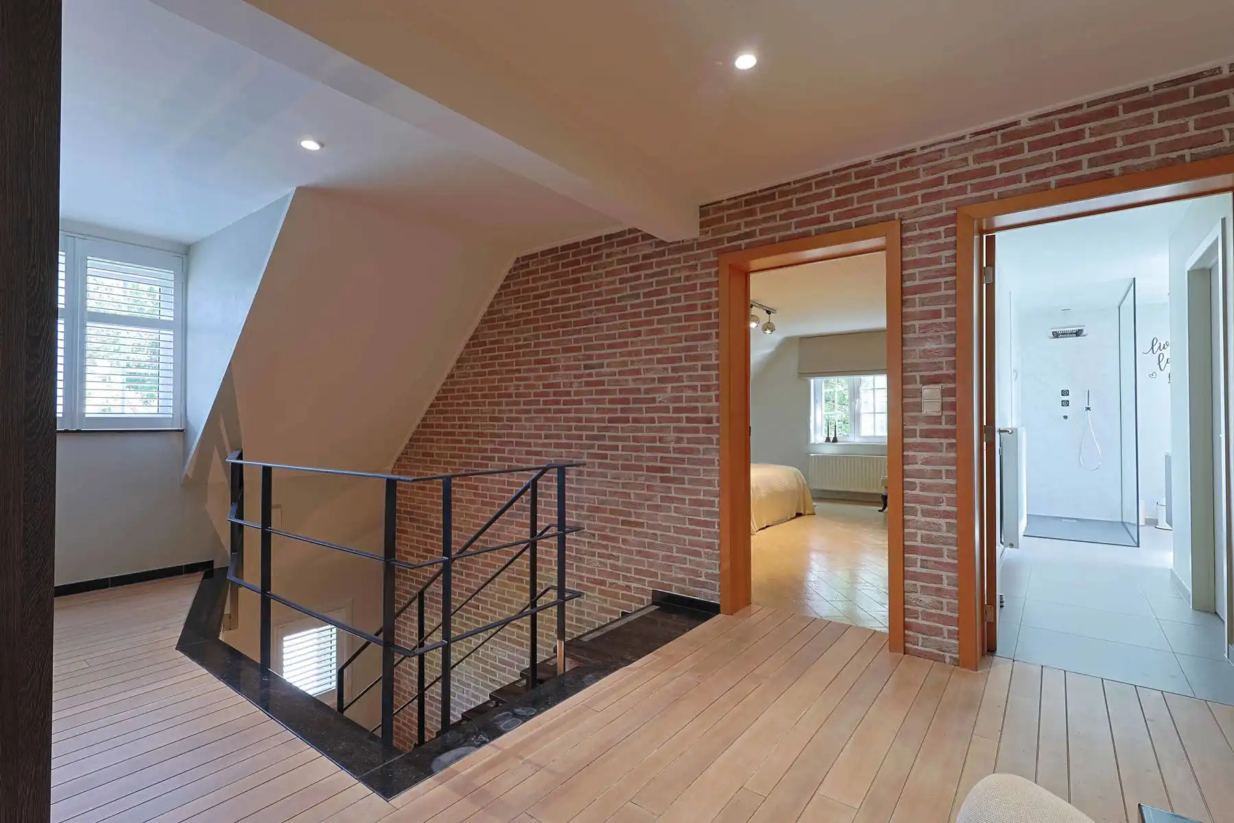 Exclusieve villa te koop - luxe, comfort en rust verzekerd. foto 11