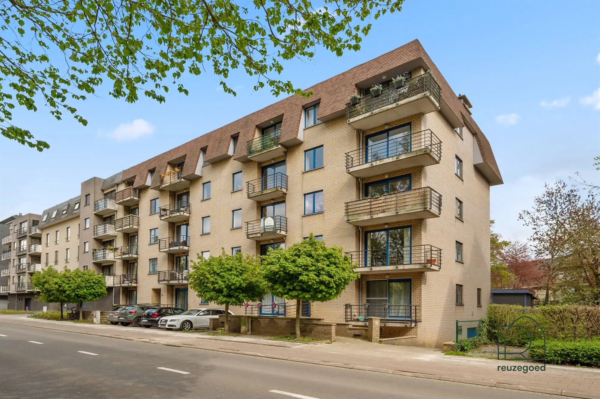 Opgefrist 2-slaapkamerappartement met garage in Kessel-Lo, vlakbij Leuven foto {{pictureIndex}}