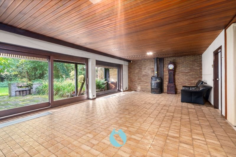 Unieke villa in rustige, groene omgeving op 1.947m² foto 7