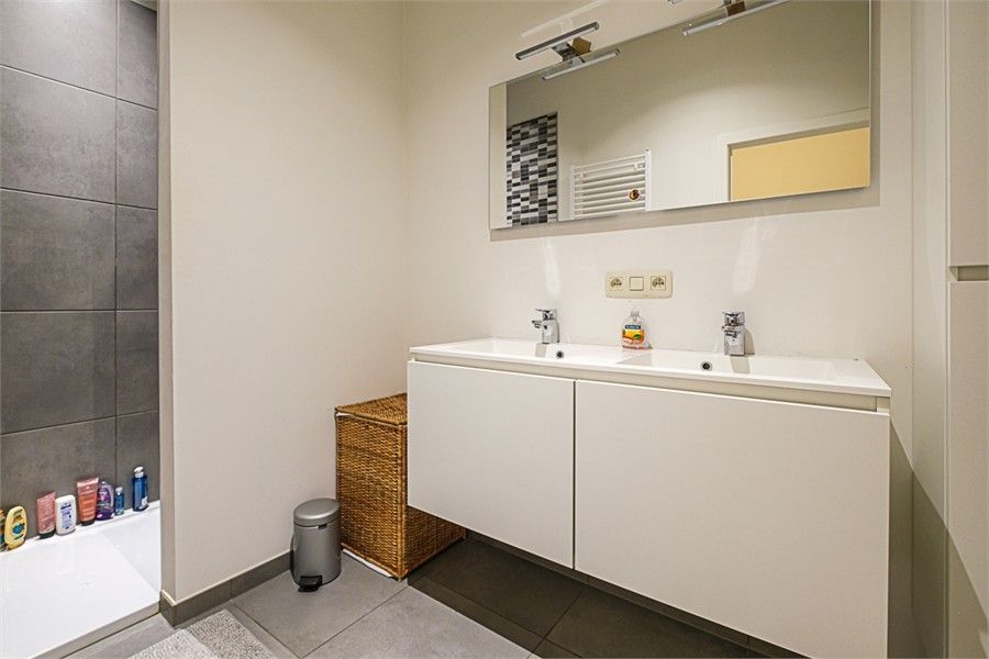 VOLLEDIG GEMEUBELDE WONING TE HUUR VLAKBIJ HET CENTRUM VAN SINT-TRUIDEN foto 18