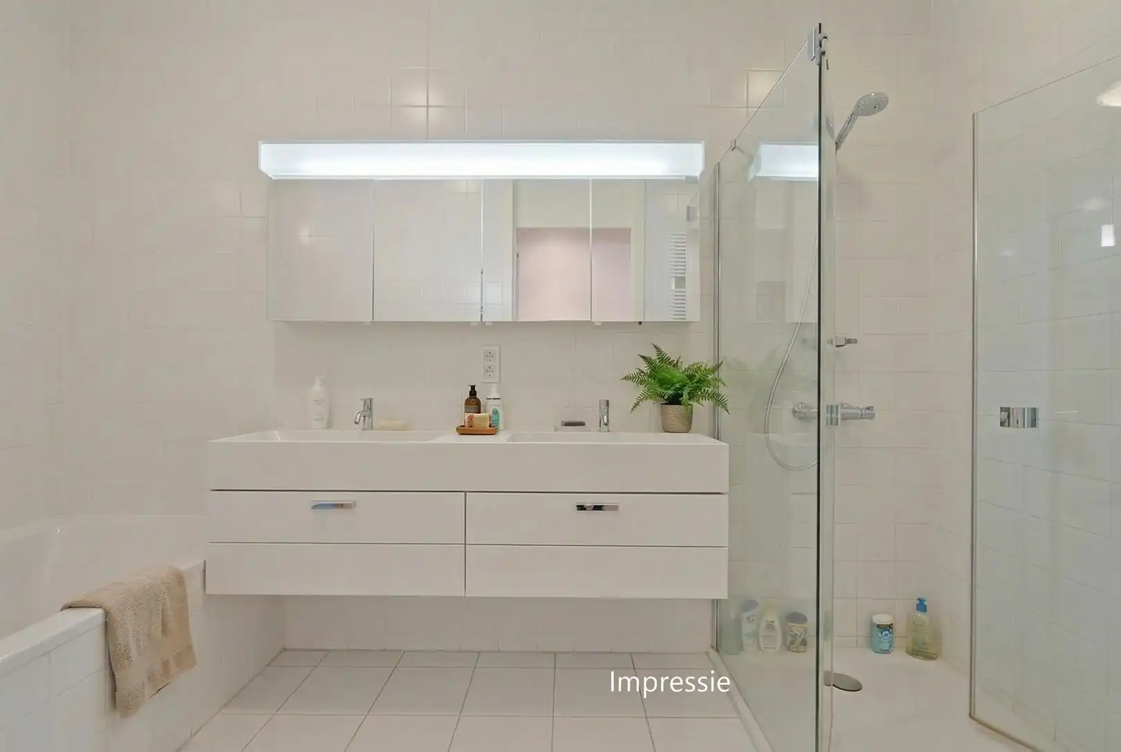 Kwalitatief appartement in hartje Hasselt foto 12