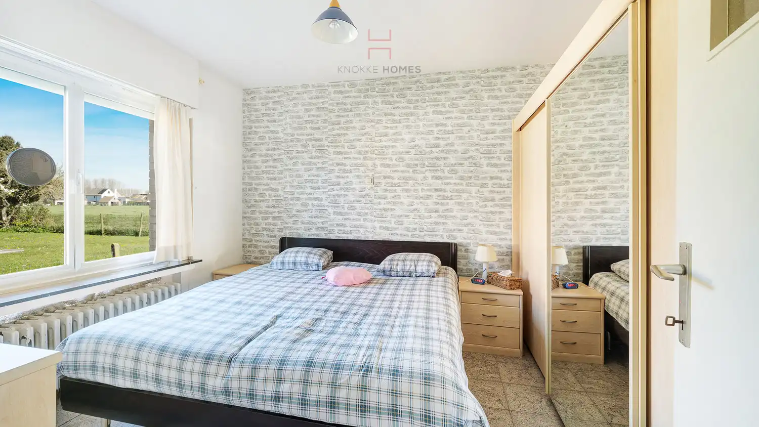 Landelijk gelegen woning met open zichten in Lapscheure-Damme foto 8