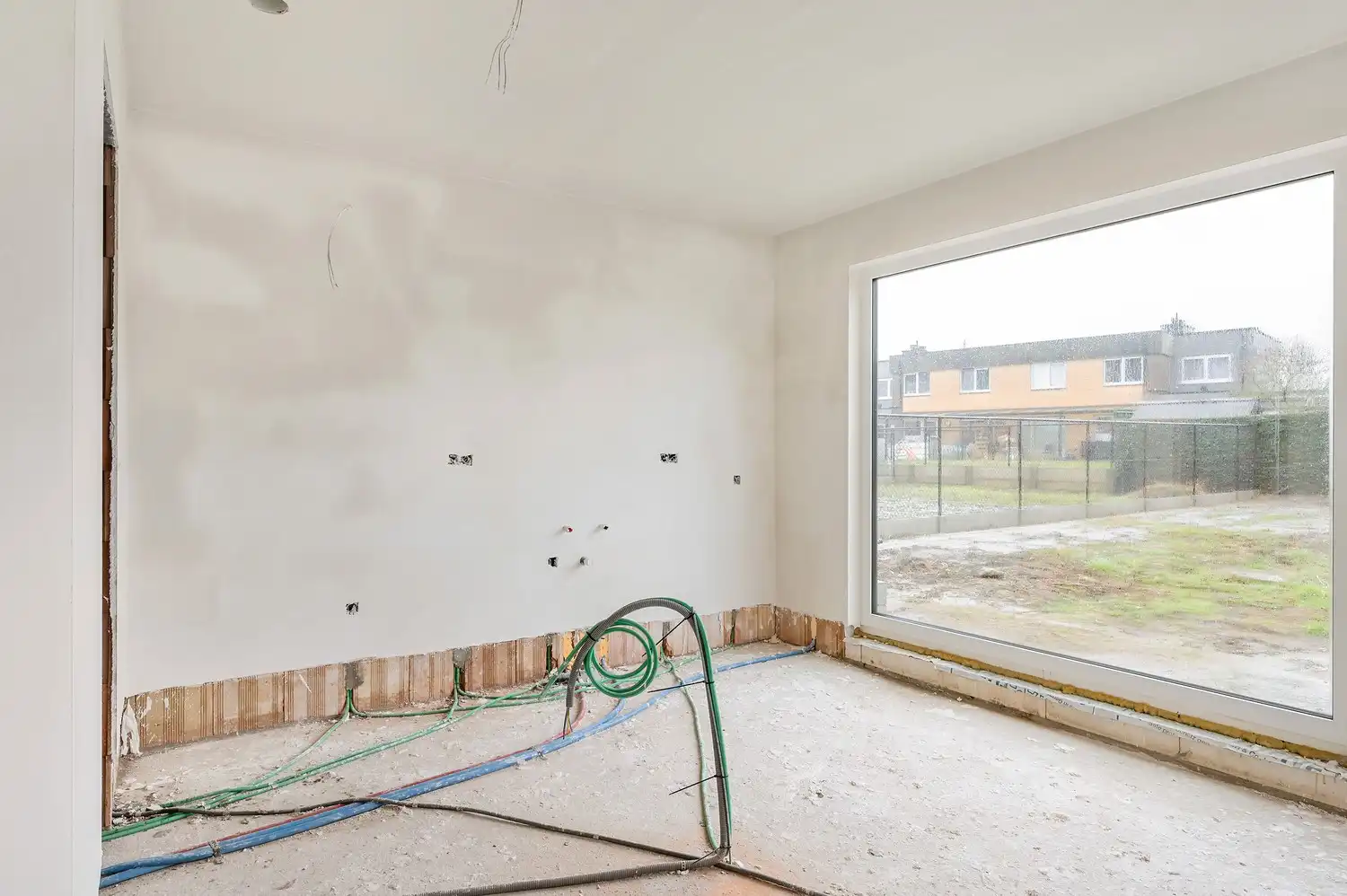 Nieuwbouw in doodlopende straat foto 17