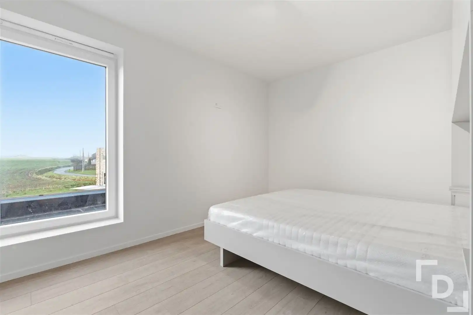 Afgewerkte nieuwbouwwoningen te koop in Proven. foto 14