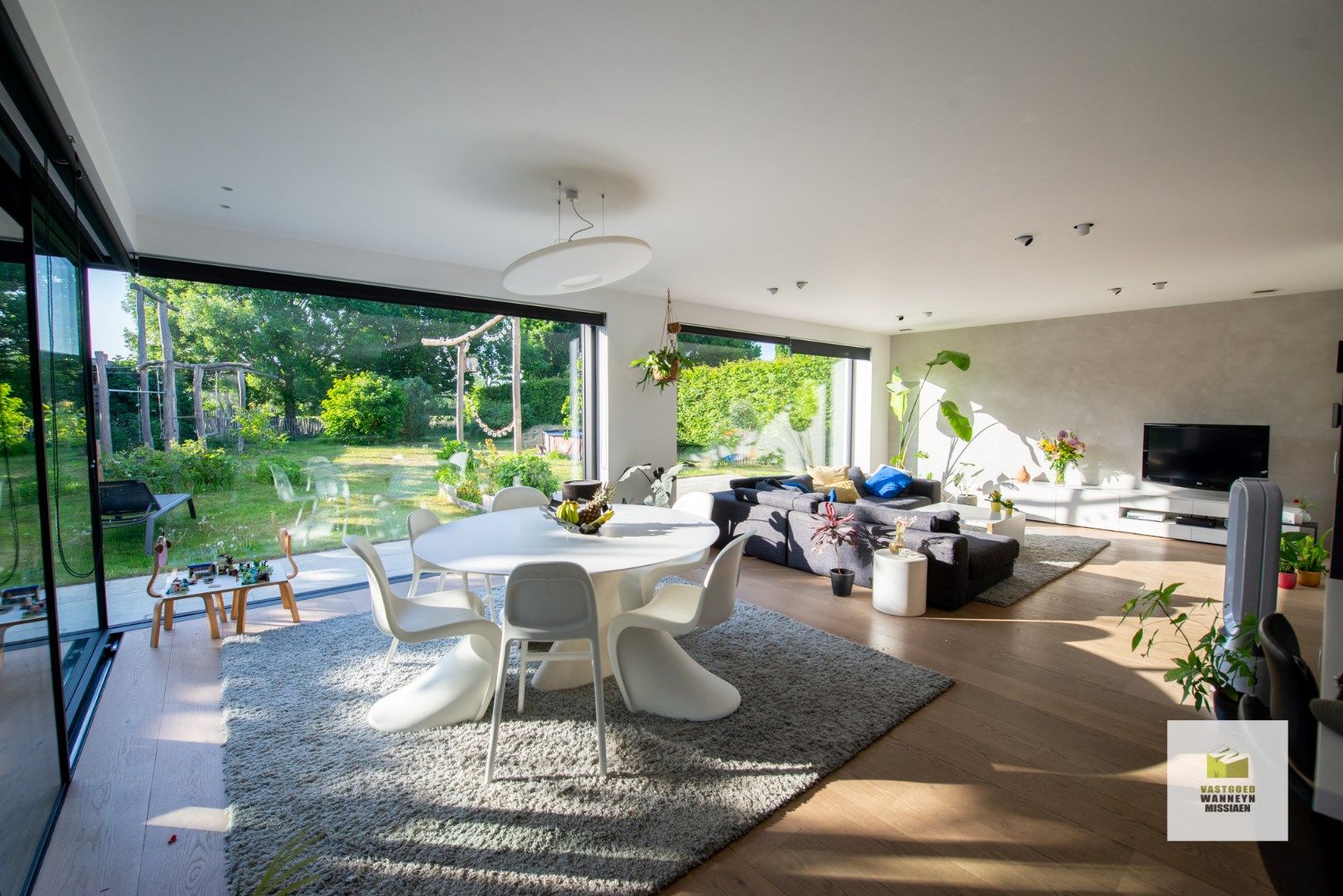 Exclusieve moderne en energiezuinige villa op 950m2 te centrum Wingene foto 12