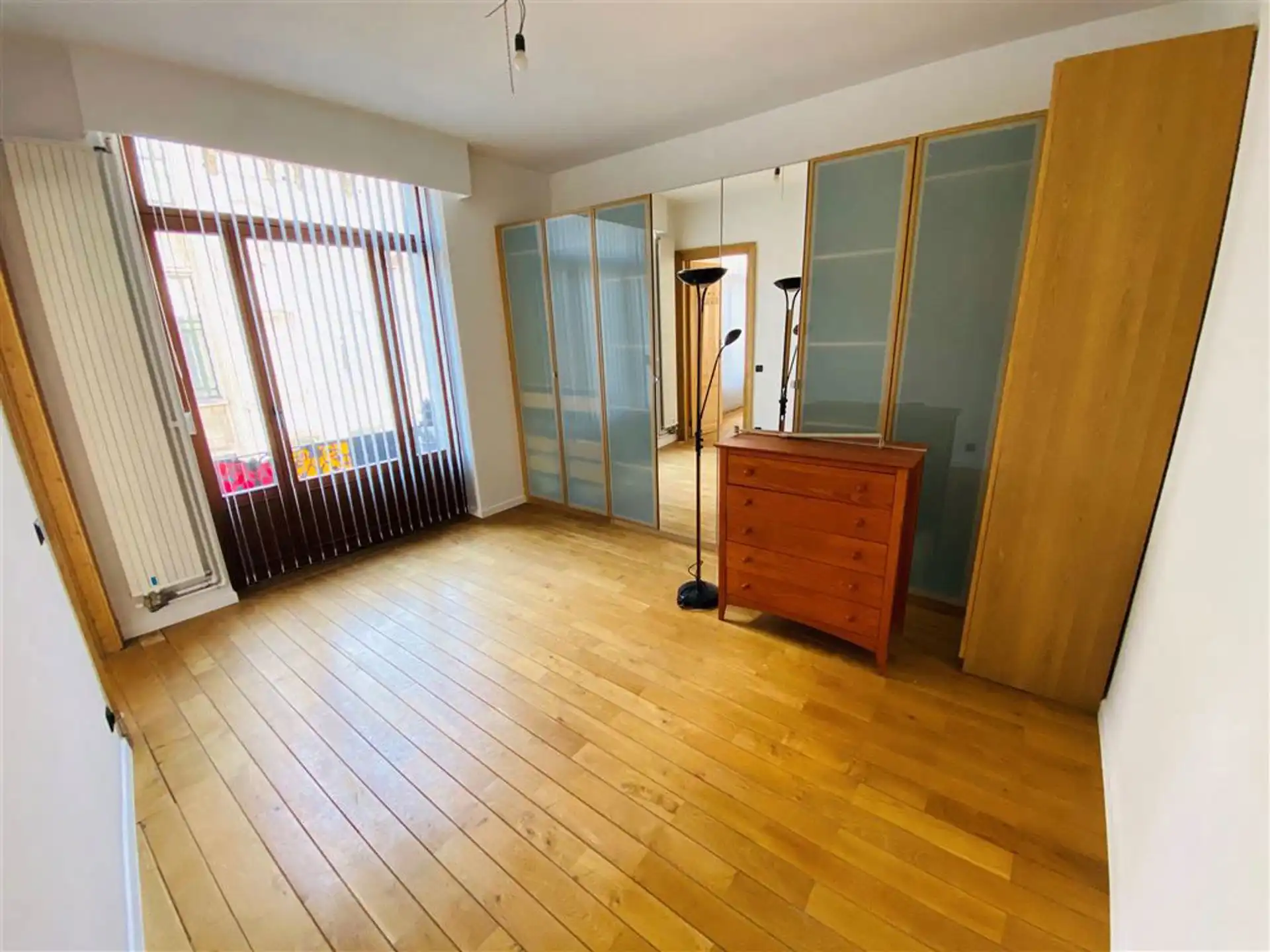 Mooi appartement met 1 slaapkamer van ±90 m² foto 5