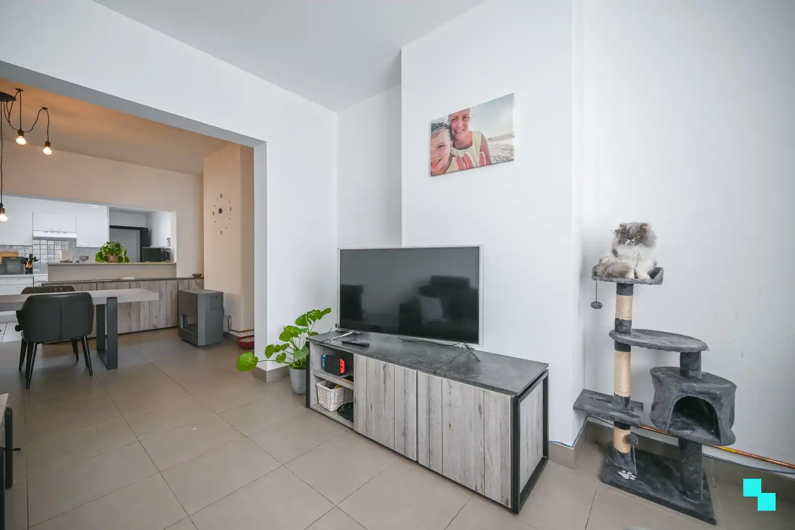 Gelijkvloerse woning met uitweg achteraan in Wielsbeke foto 3