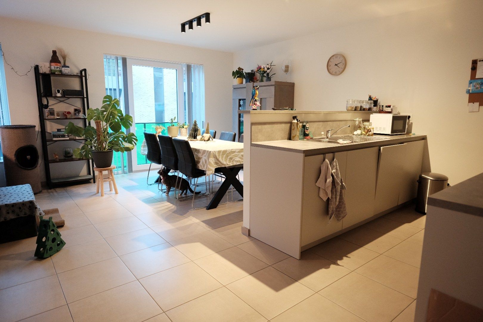 Recent appartement eerste verdieping  in centrum foto 2