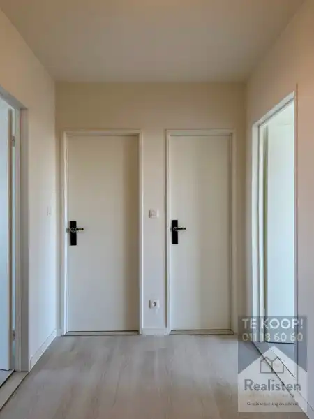 Totaal vernieuwd 2 slaapkamerappartement in hartje Hasselt foto 7