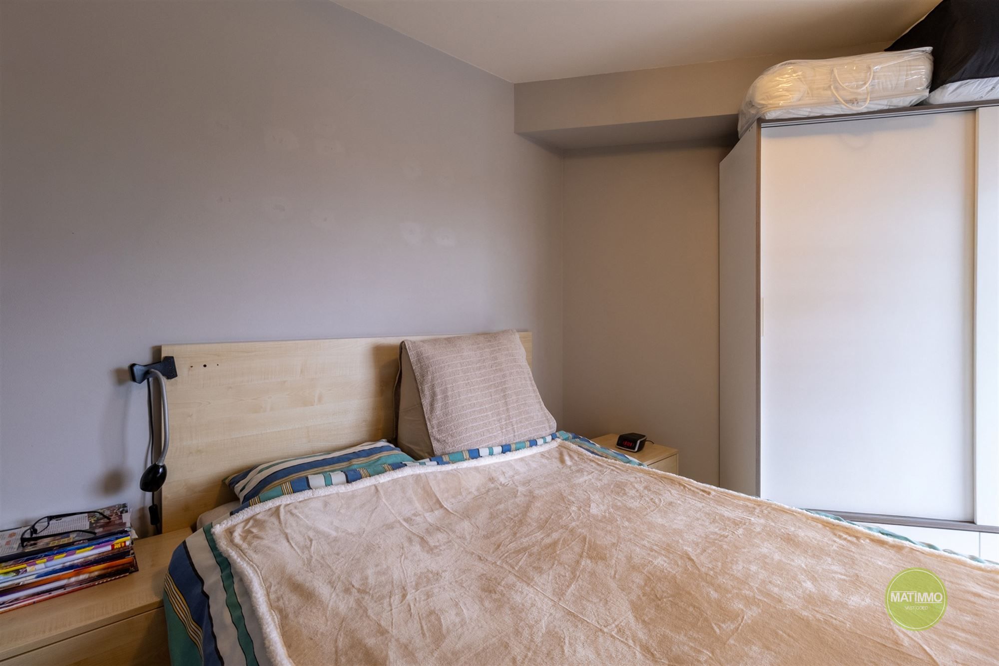 Instapklaar 1-slaapkamerappartement in hartje Mol foto 6