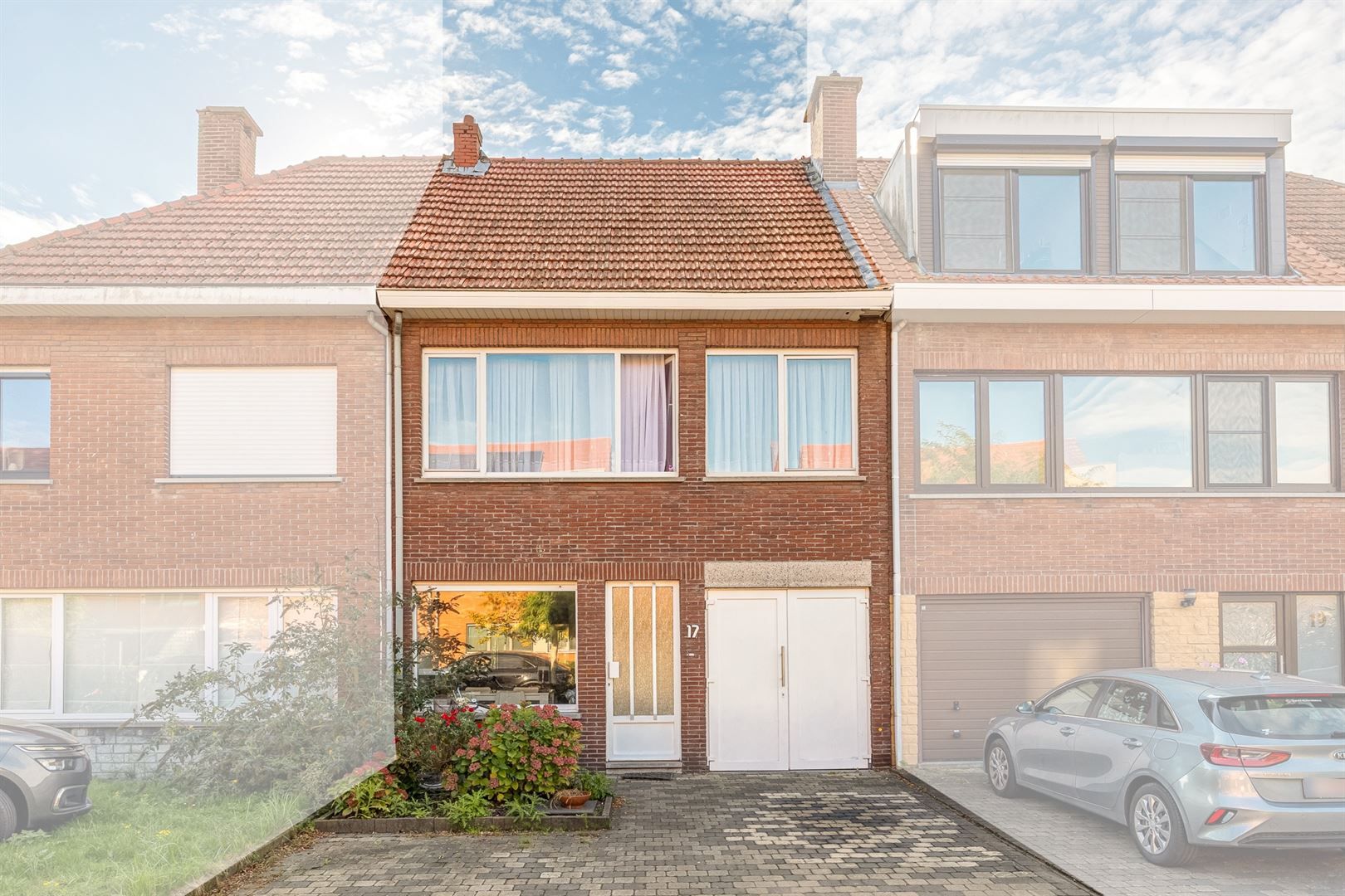 Ruime woning met zuid tuin op toplocatie in de "Bomenwijk". foto {{pictureIndex}}