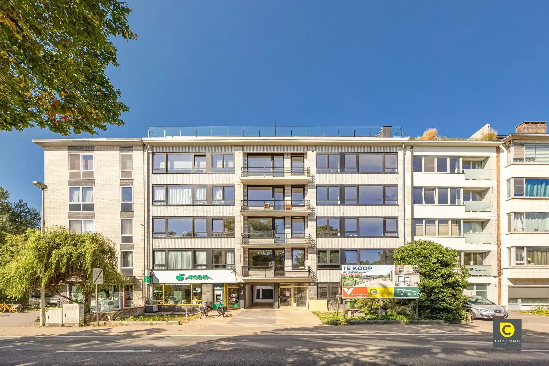 luxueus nieuwbouw penthouse met giga terras foto 18