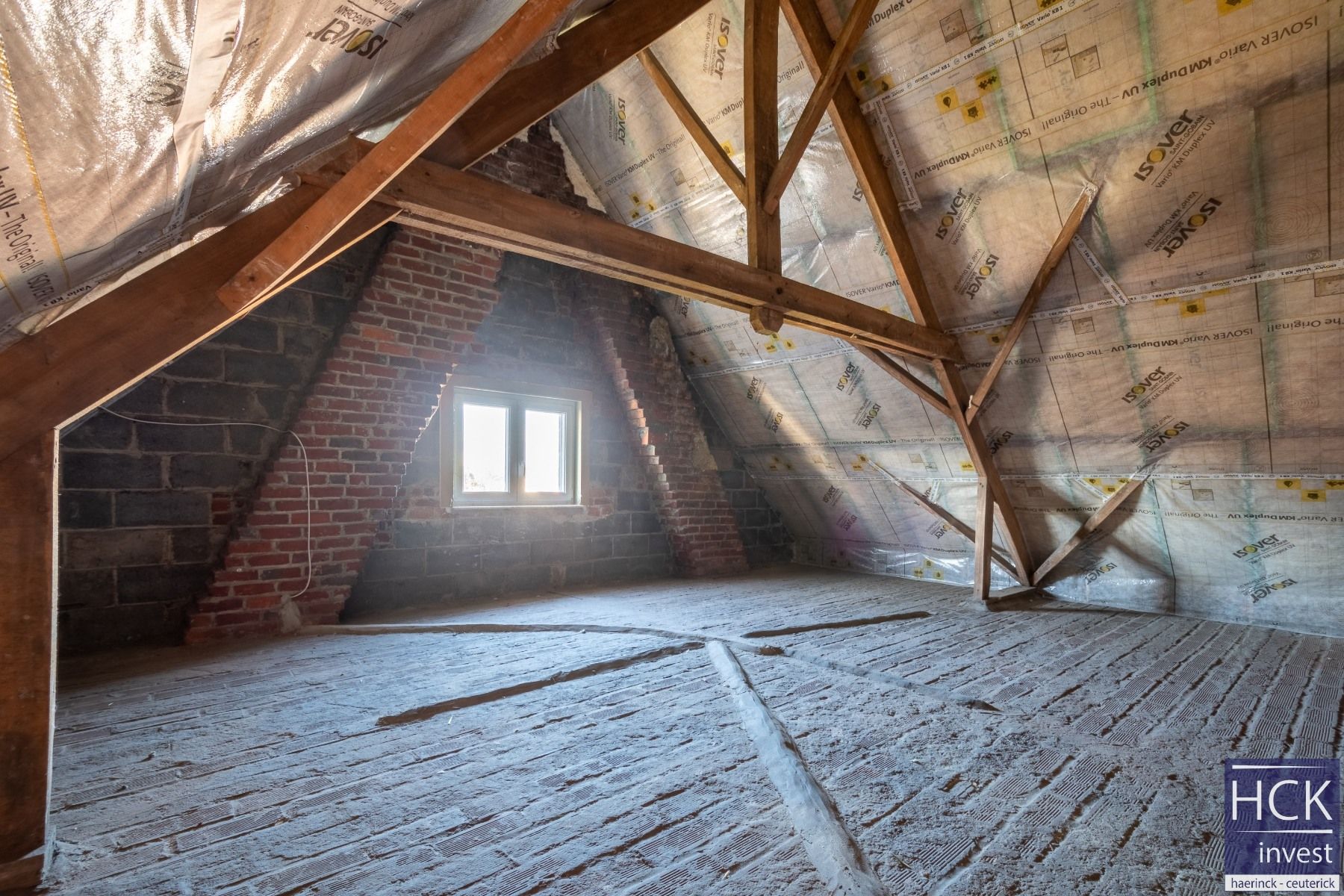 DEINZE - Instapklare woning met 2 SLPK. en tuin op topligging! foto 14