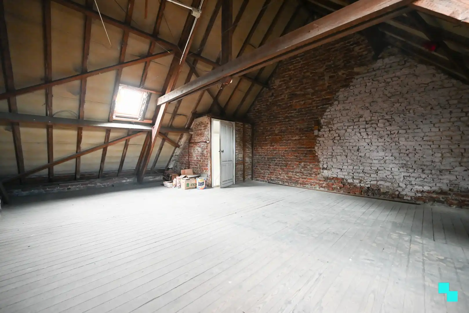 Interessante starterswoning of investeringseigendom te Izegem foto 26