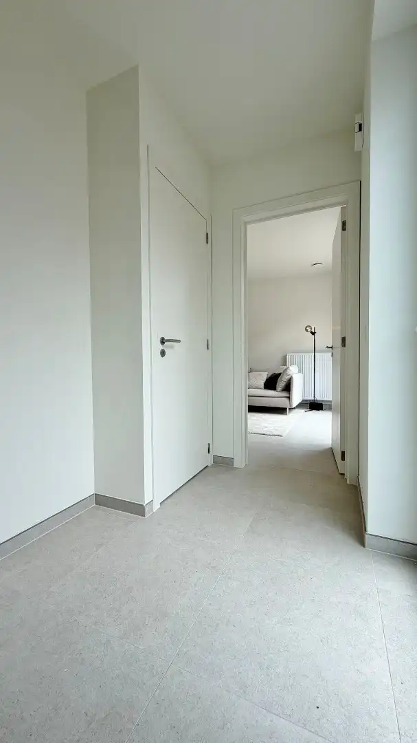 Energiezuinige instapklare woning met garage en tuin, rustig en heel centraal gelegen ( 6% BTW )  foto 12