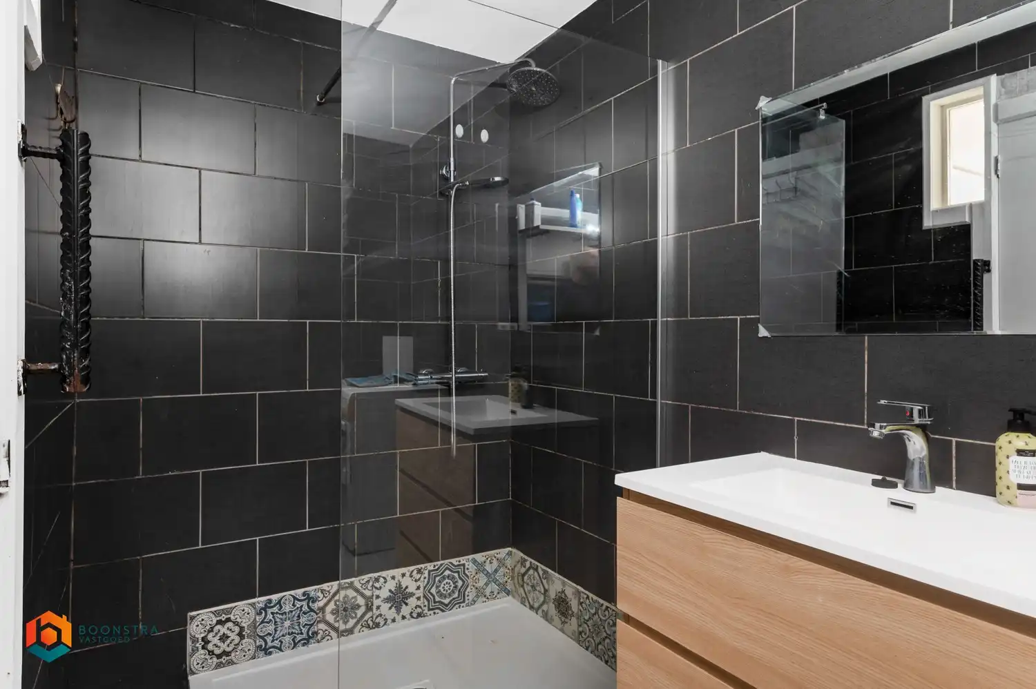 Ruime woning met 3 (à 4) slpkrs te Mechelen foto 8