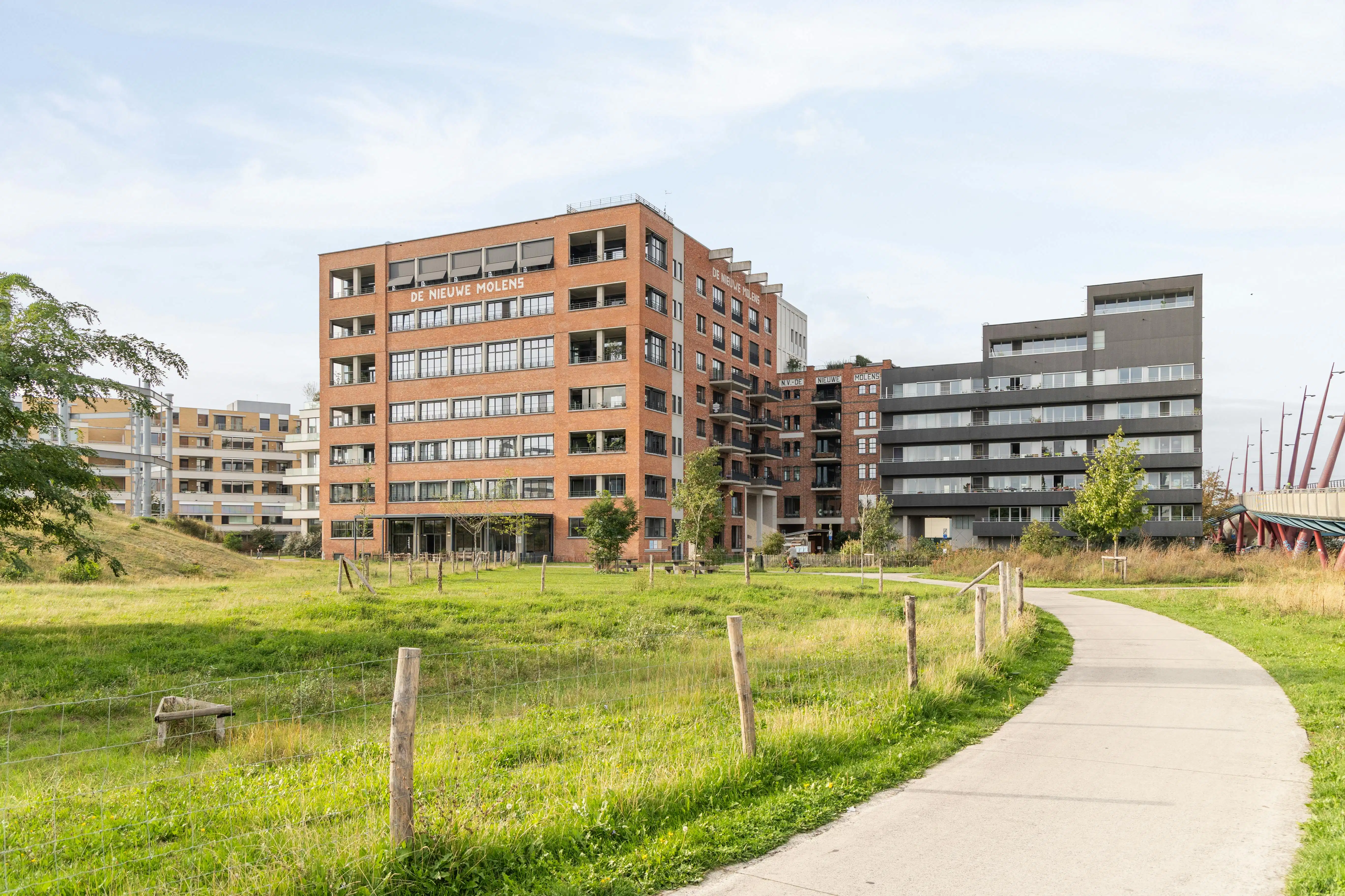 Luxe appartement met zicht op de torens te koop te Gent foto 2