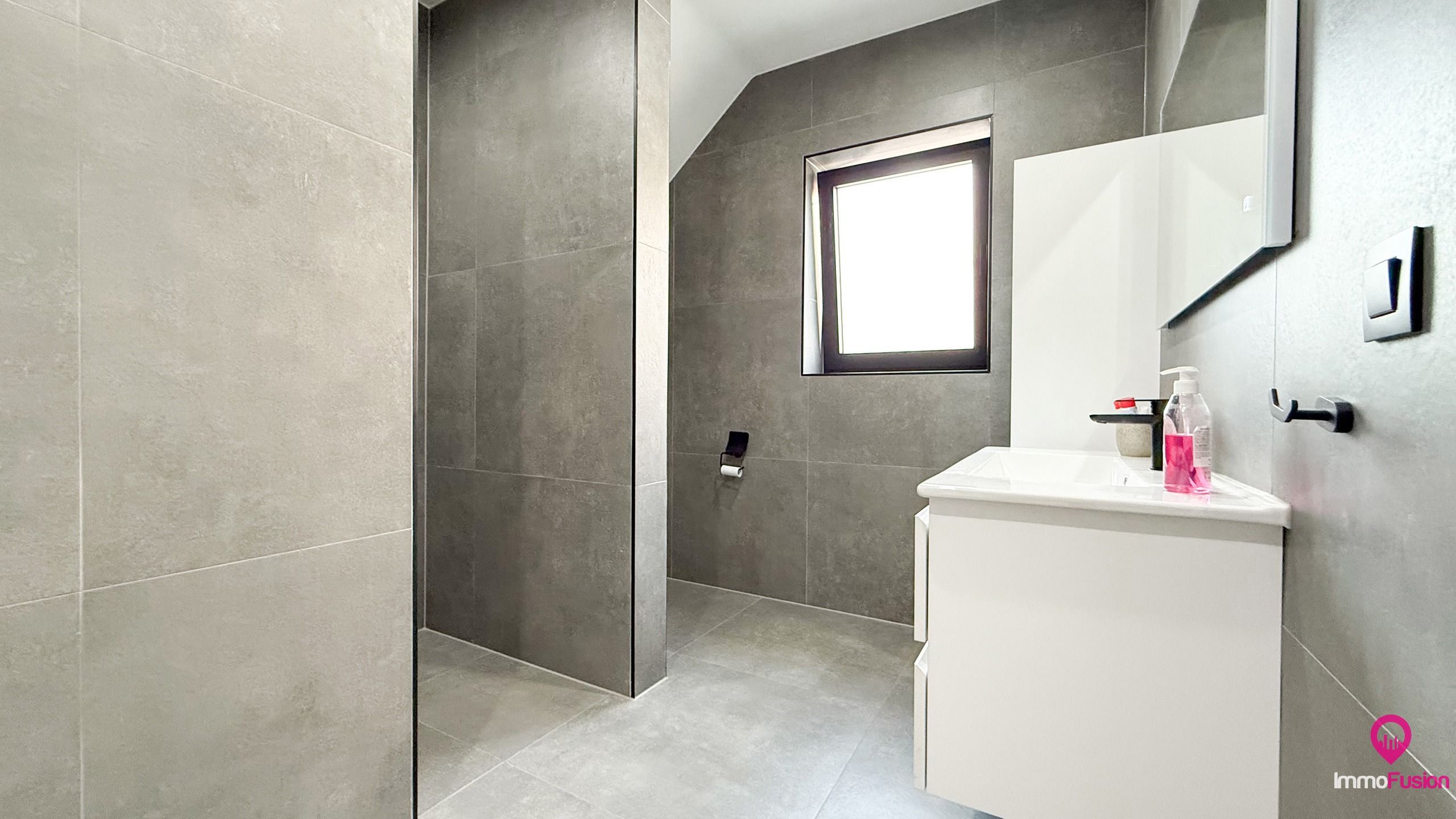 Moderne nieuwbouw 4 slpk te Houthalen – <2% registratie foto 16