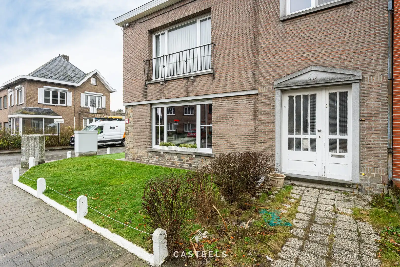 Opbrengsteigendom: 2 appt. inclusief 6 garageboxen in Zwijnaarde foto 5