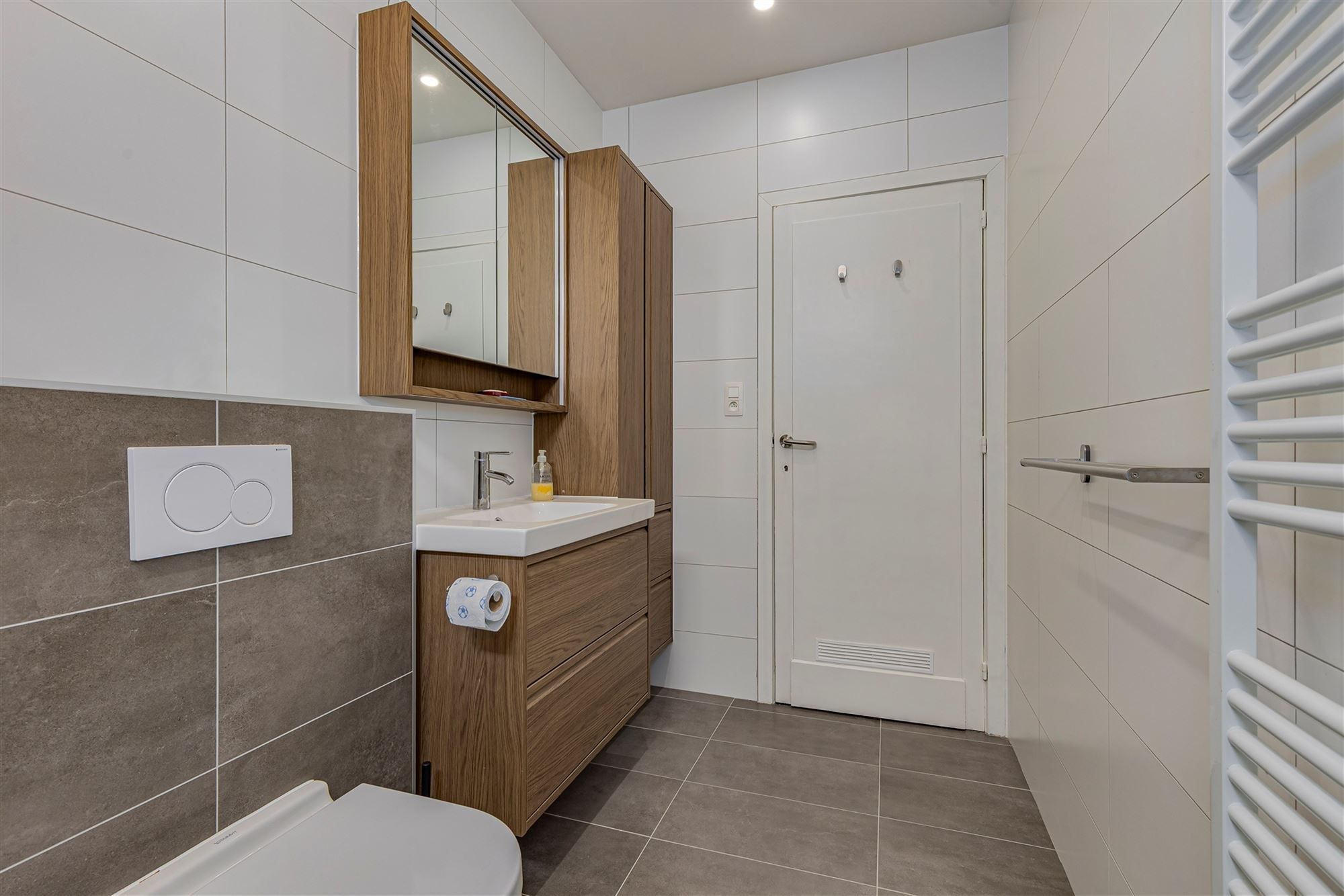 Uniek huis met winkel, atelier of bureel  foto 32