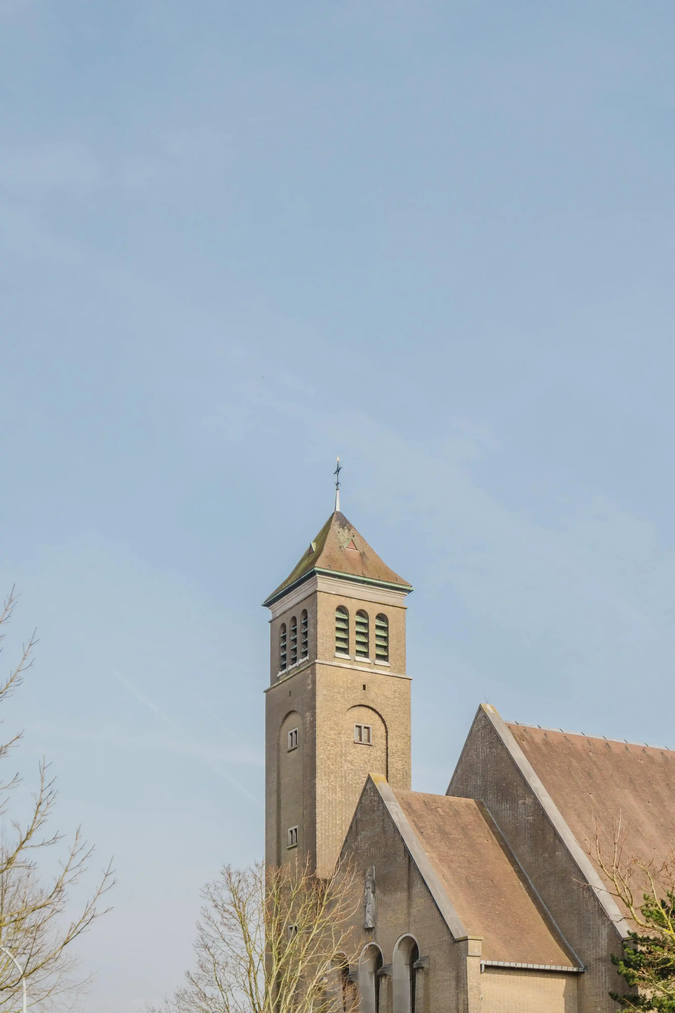 Huis met 4 slaapkamers in de Sint-Elisabethwijk te Kortrijk foto 5
