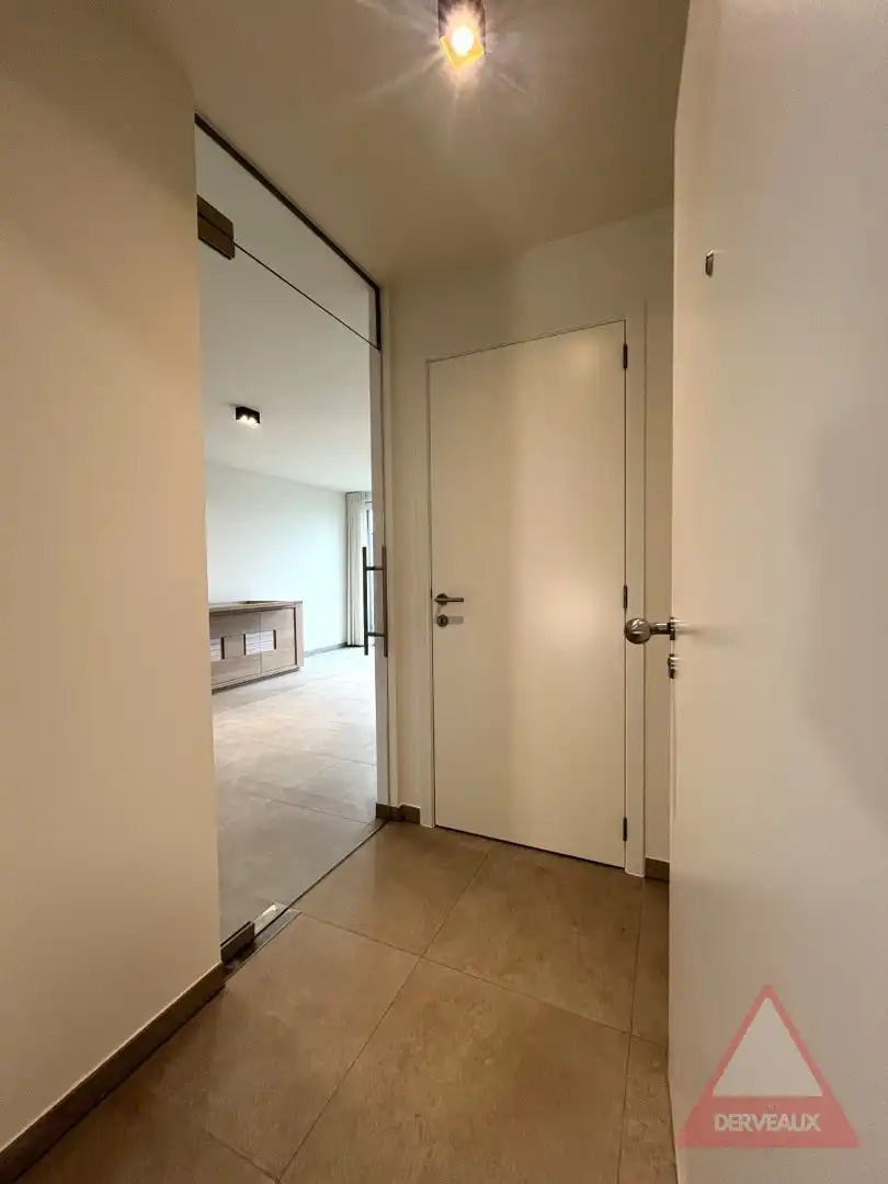 Zonnebeke – Instapklaar appartement met zicht op de voetbalvelden foto 2