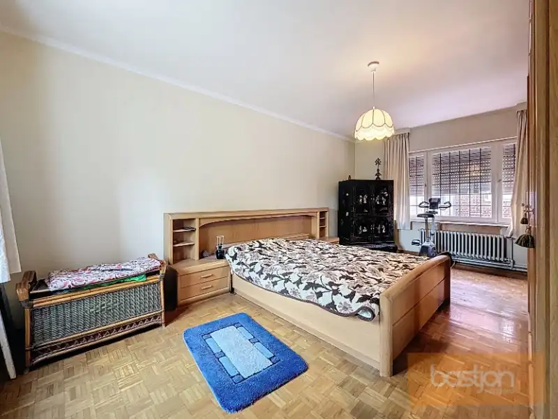 Ruime woning in rustige omgeving te Marke! foto 15