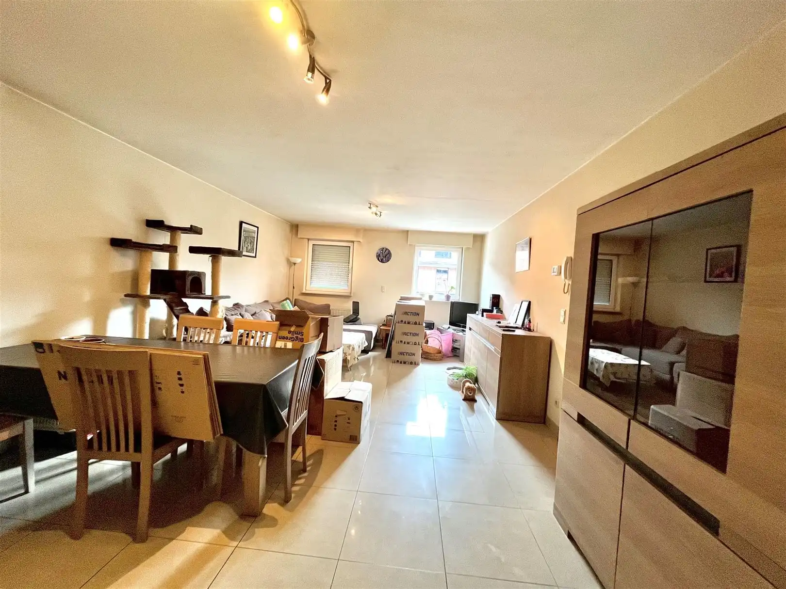 centraal gelegen appartement te huur in Lede foto 2