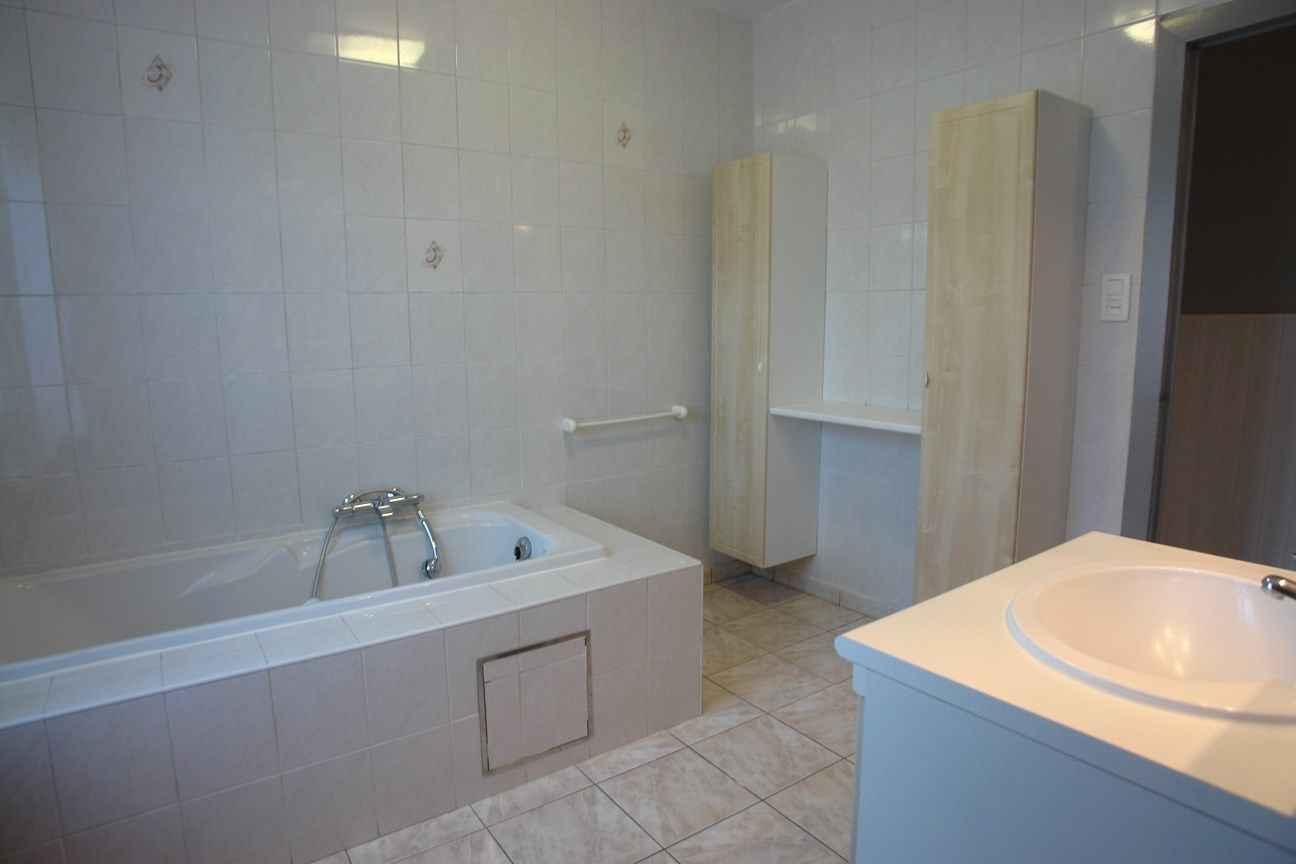 COMFORTABELE RIJWONING NABIJ CENTRUM ROESELARE foto 11
