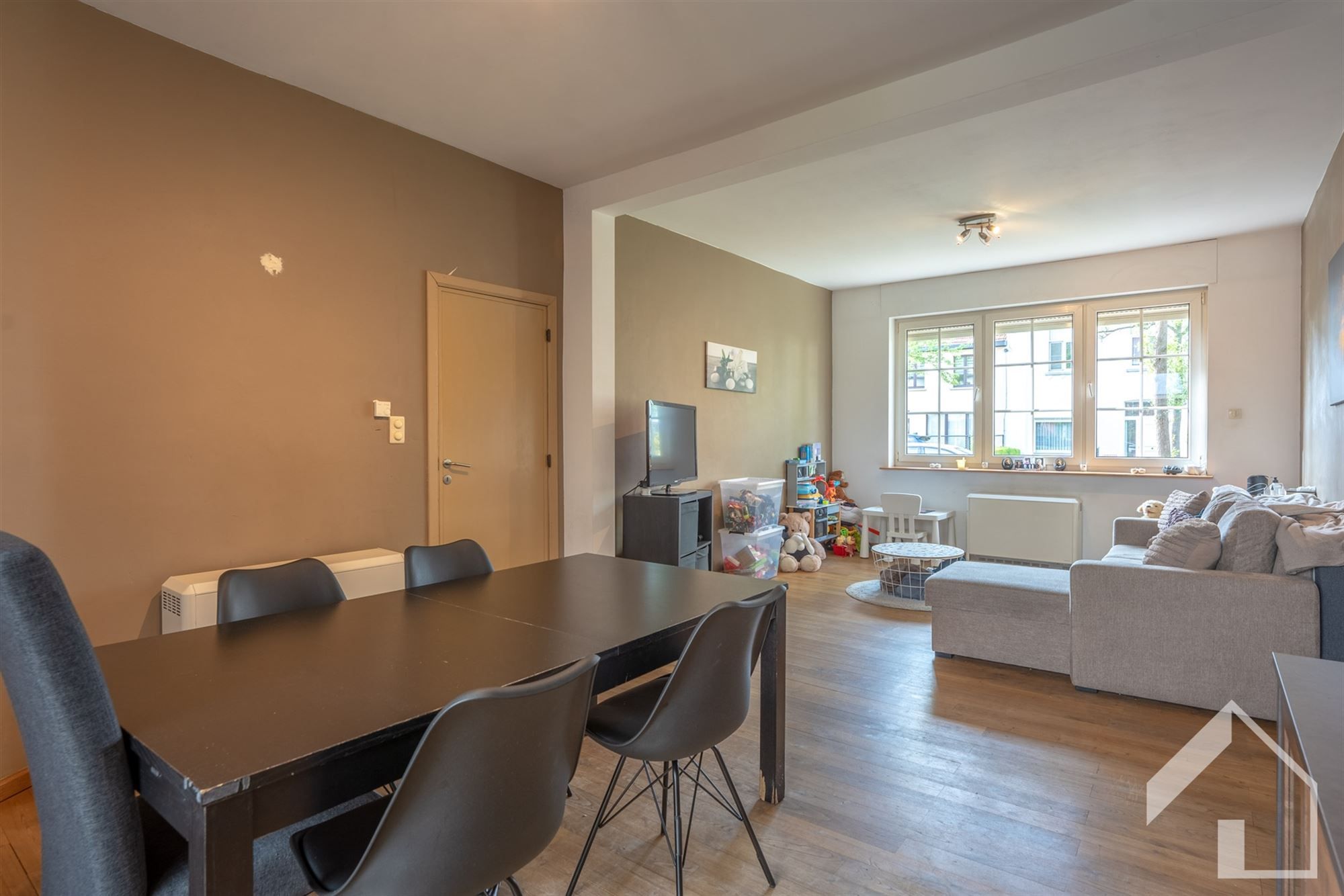 RUIME WONING MET 4 SLAAPKAMERS foto 7