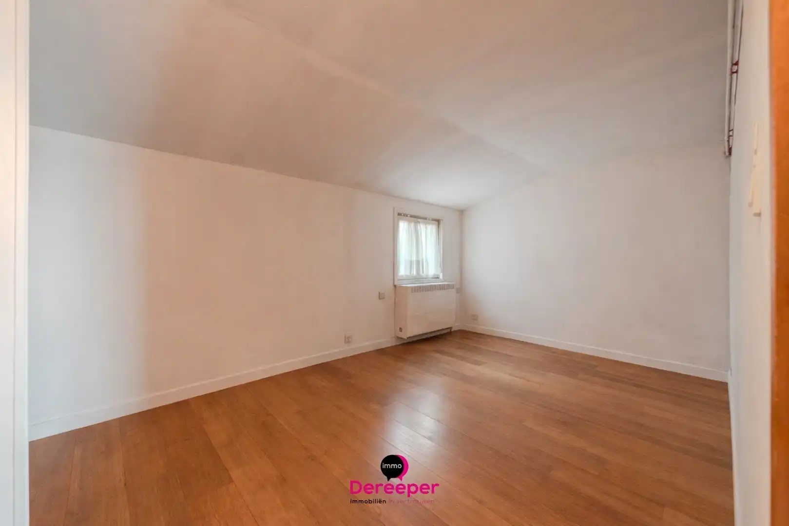 Interessant renovatieproject met twee woningen op 955 m² in Gistel foto 11