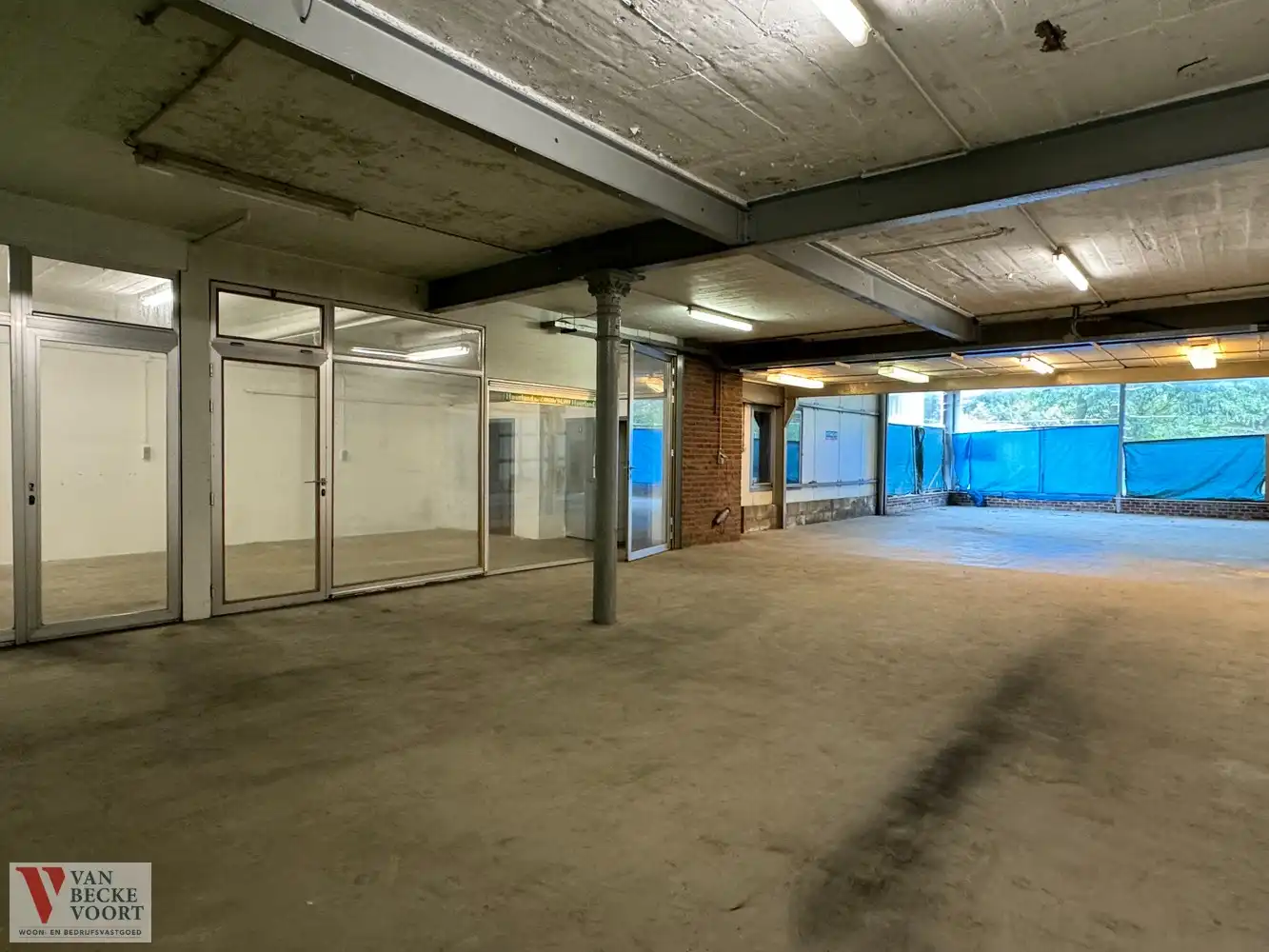 Opslagplaats 384 m² foto 4